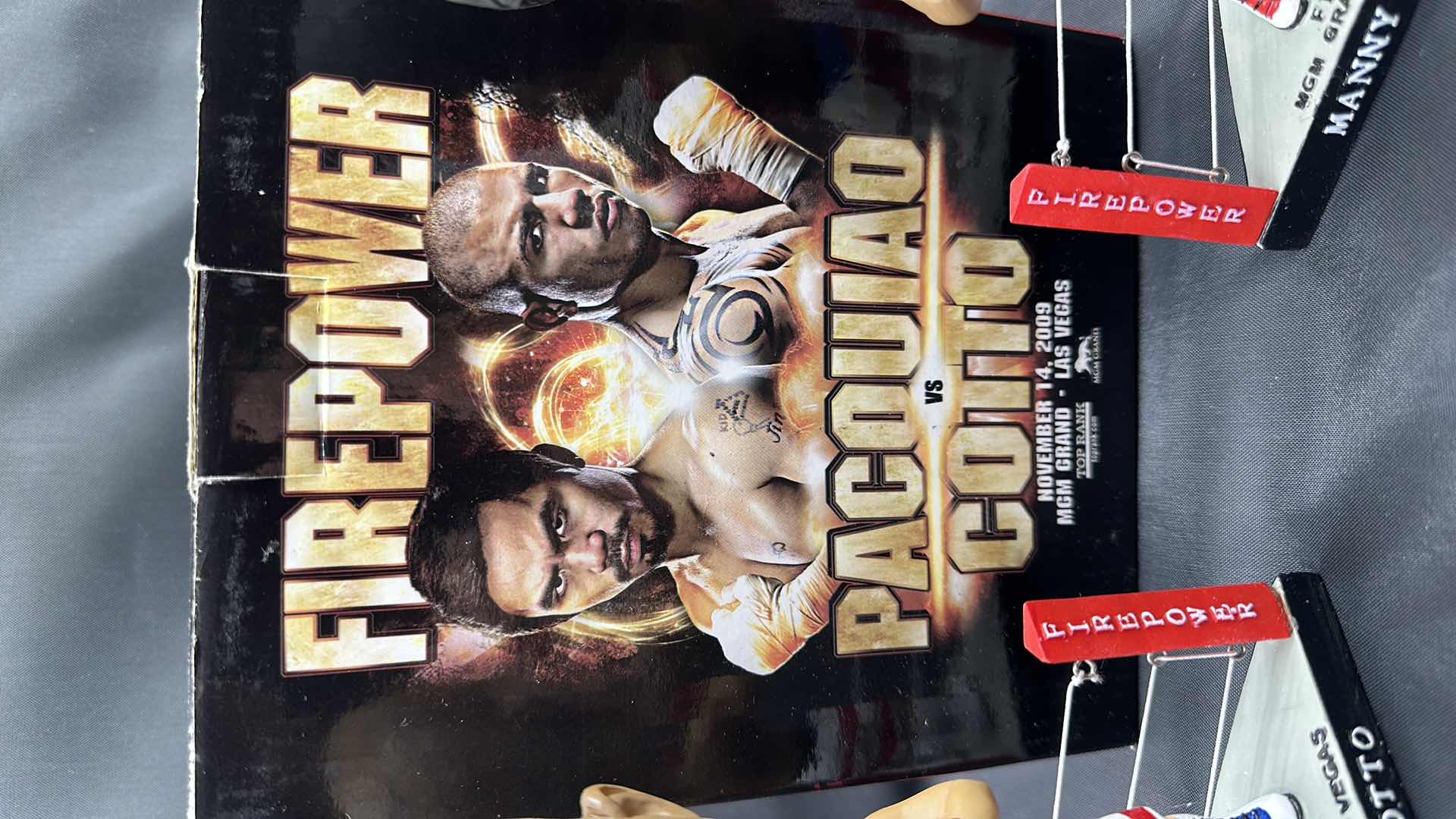 Photo 1 of PACQUIAO VS COTTO 2009 COLLECTOR BOBBLE HEADS