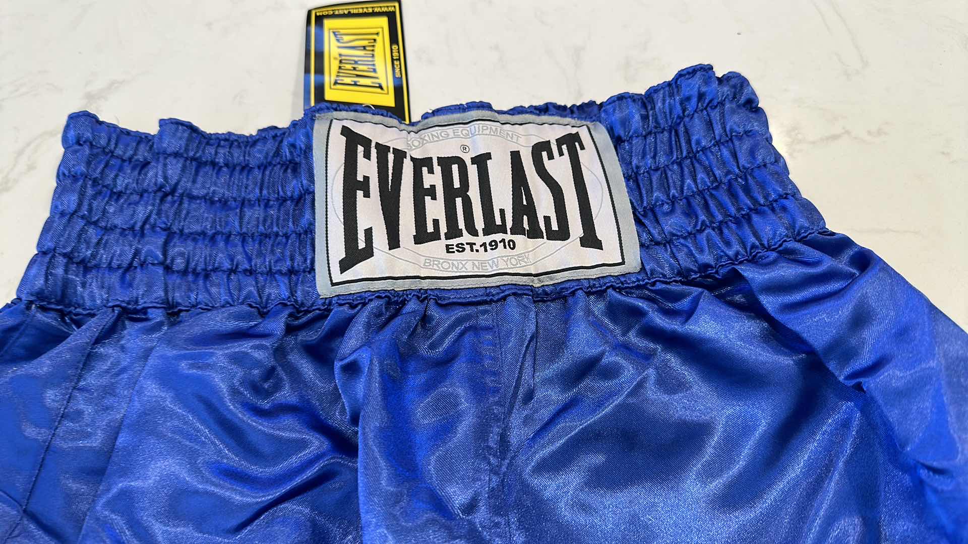 Photo 1 of BLUE EVERLAST BOXING TRUNKS SMALL