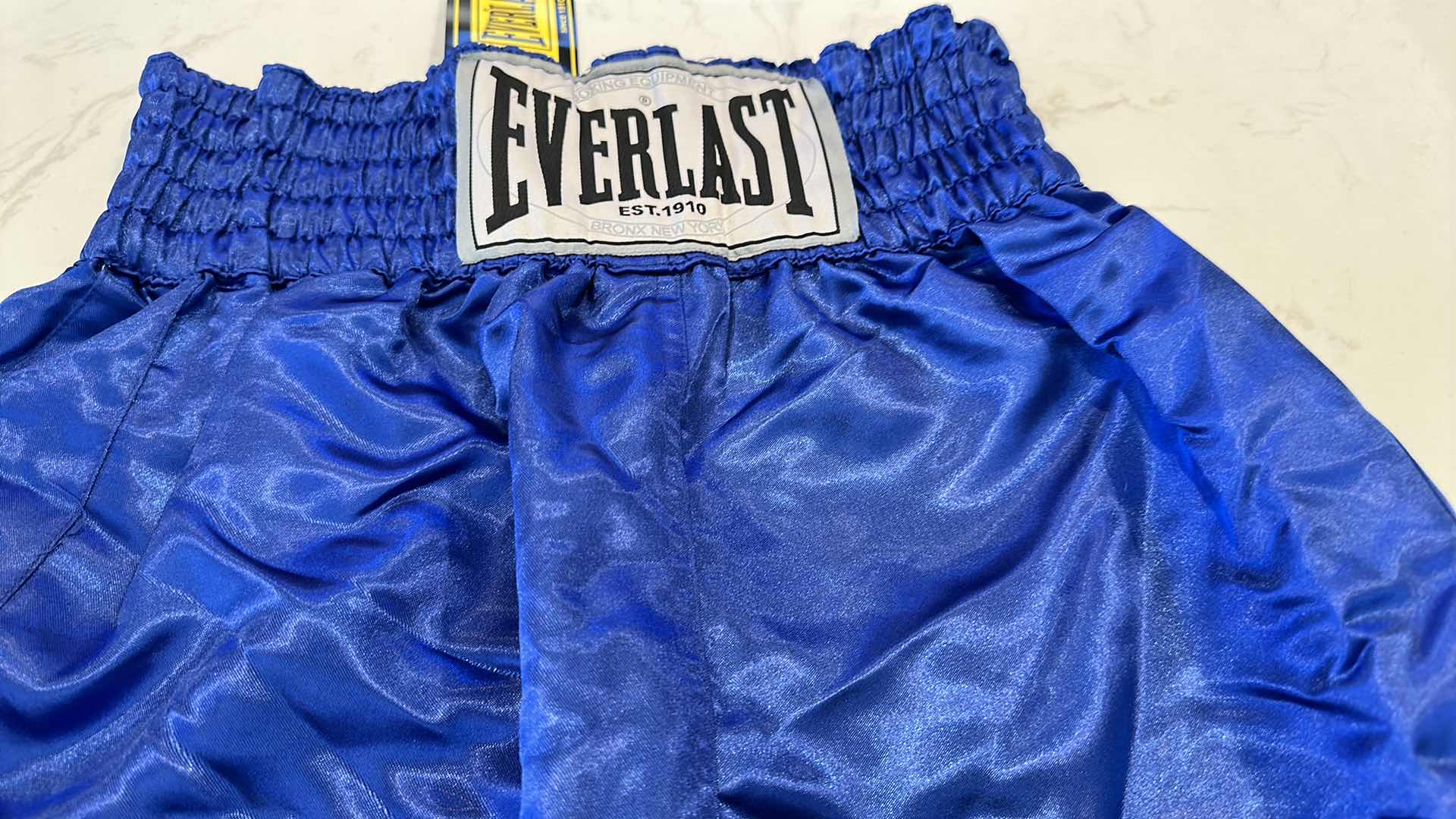 Photo 1 of BLUE EVERLAST BOXING TRUNKS SMALL