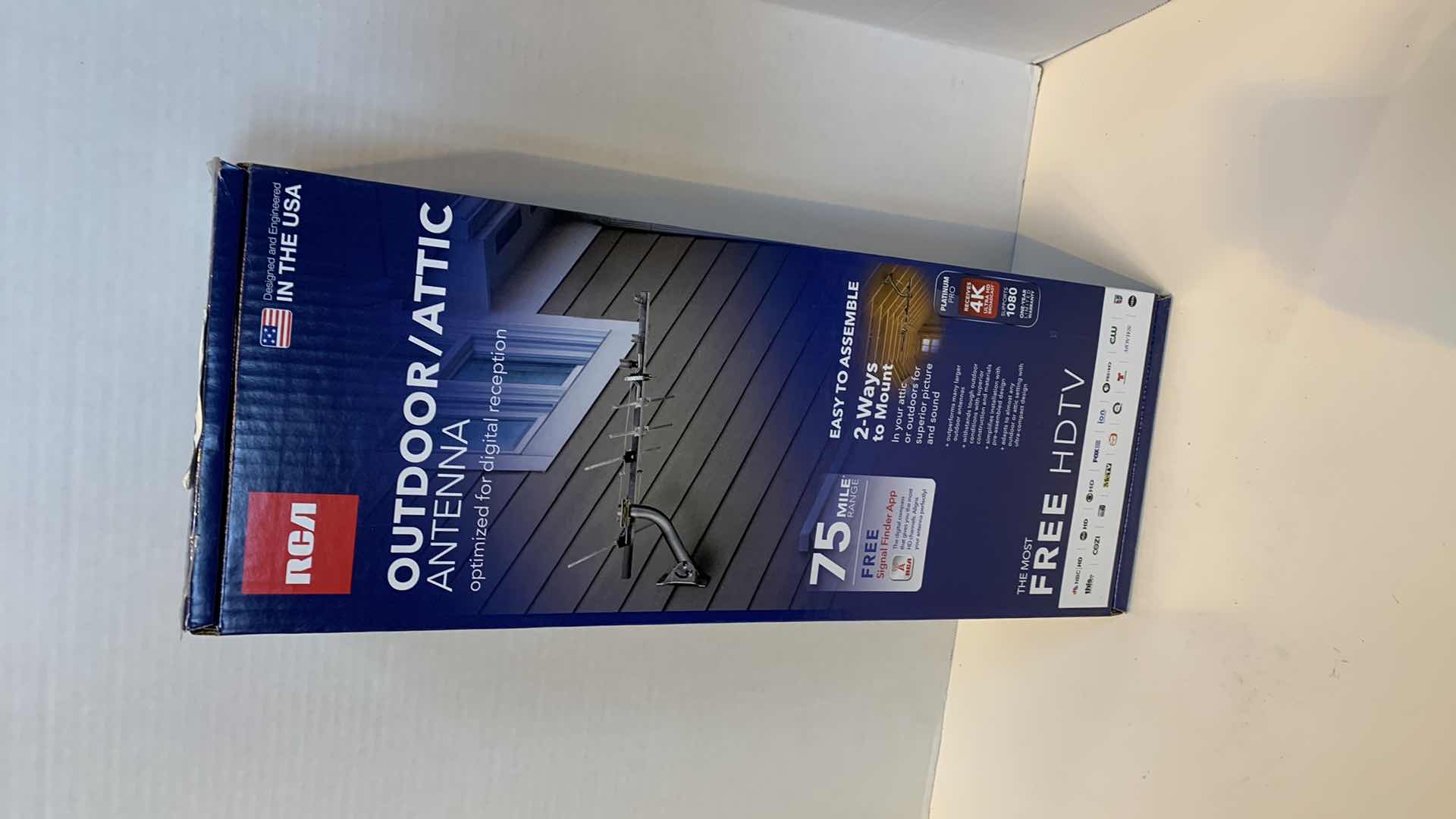 Photo 1 of RCA OUTDOOR/ATTIC ANTENNA 75 MILE RANGE 4K AND 8K COMPATIBLE