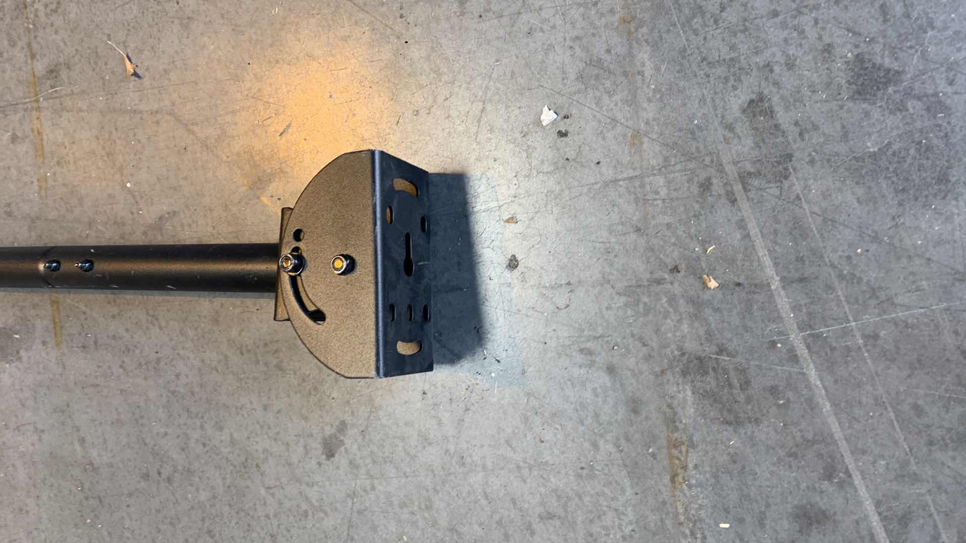 Photo 1 of ADJUSTABLE TV MOUNT 42”