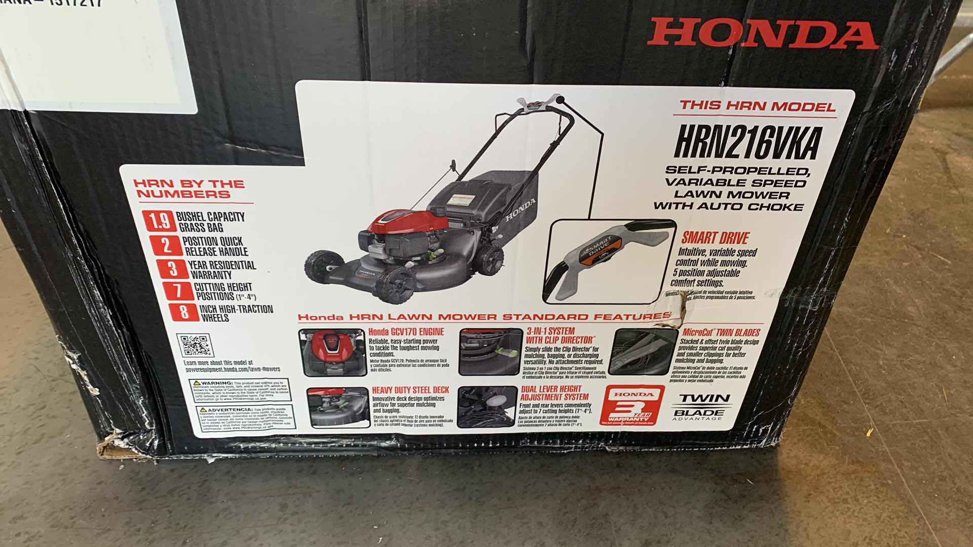 Photo 1 of HONDA HRN216VJA SELF PROPELLED VARIABLE SPEED LAWN MOWER WITH AUTO CHOKE