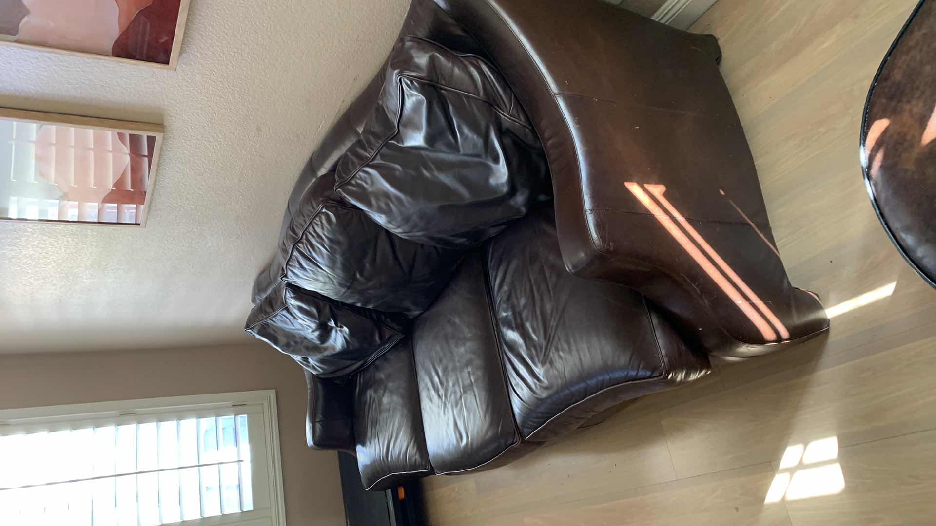 Photo 1 of THOMASVILLE HUMPHREY BOGART BIG KISS SOFA 84” X 40” H 34” 