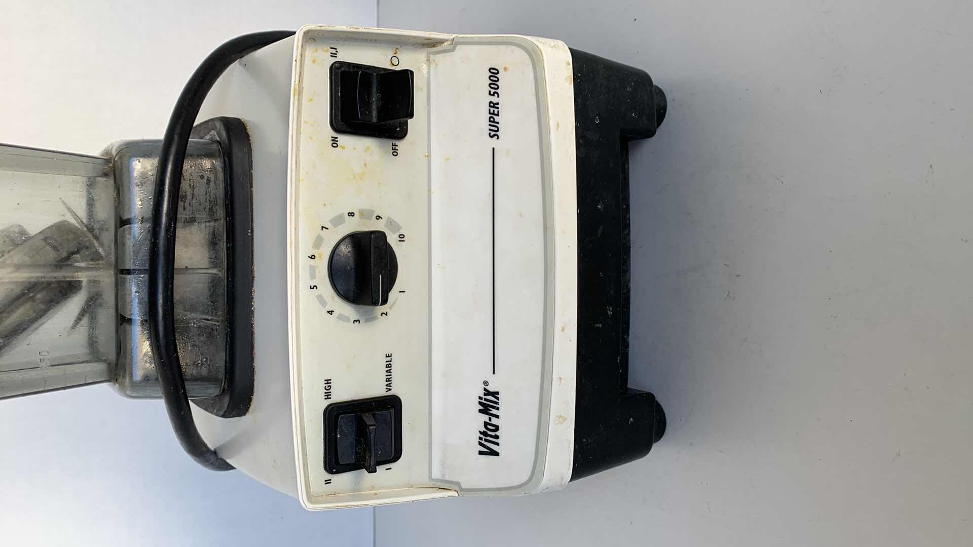 Photo 1 of VITA-MIX SUPER 5000 BLENDER