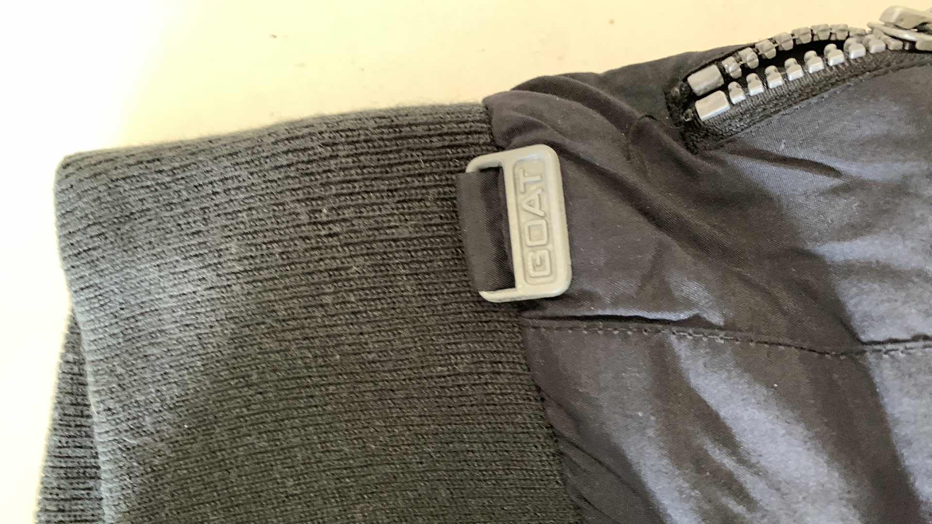 Photo 1 of MOUNTAIN GOAT LADIES SKI PANTS SIZE 6