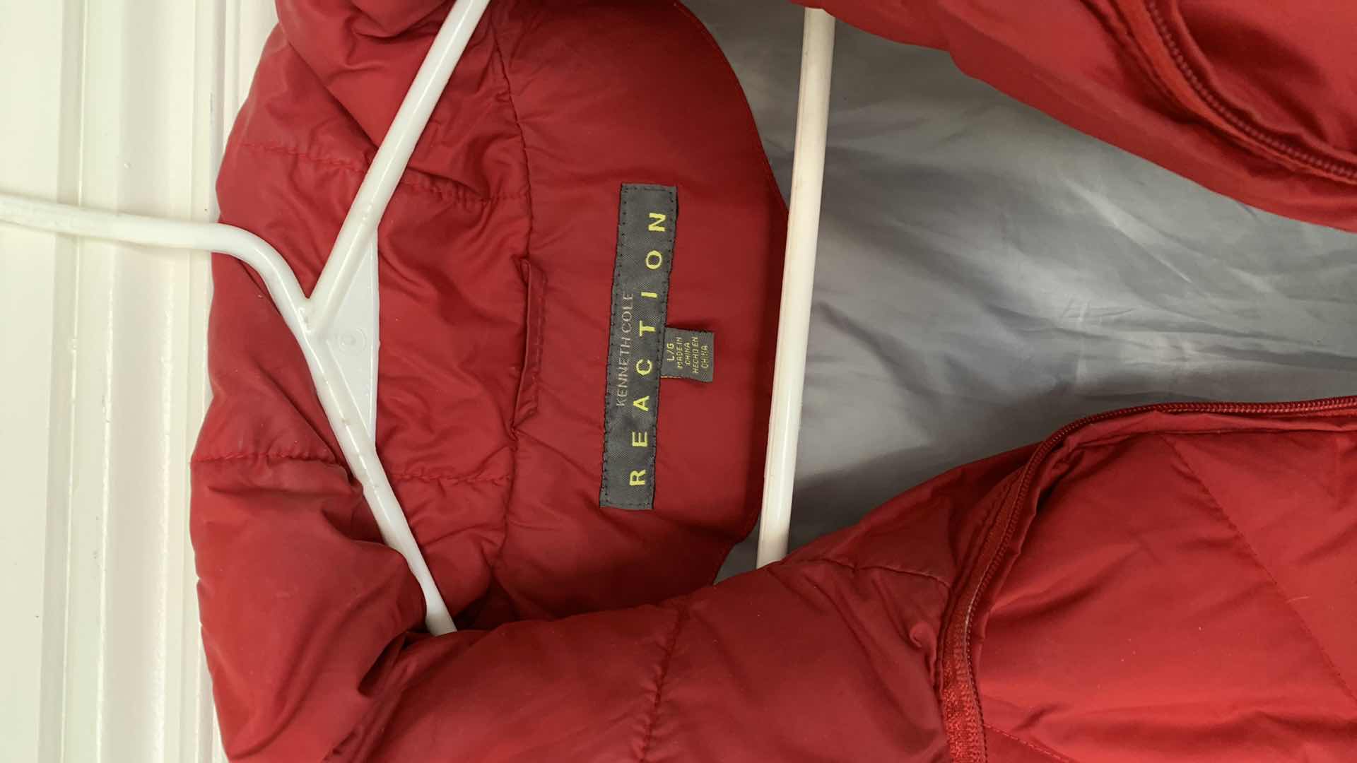 Photo 1 of KENNETH COLE REACTION WOMENS SKI VEST SIZE LARGE