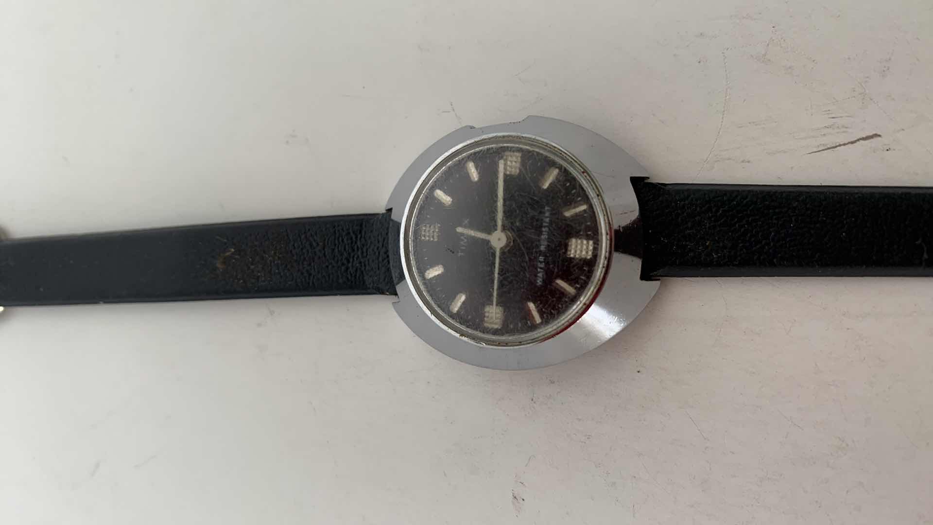 Photo 2 of VINTAGE TIMEX WATCH