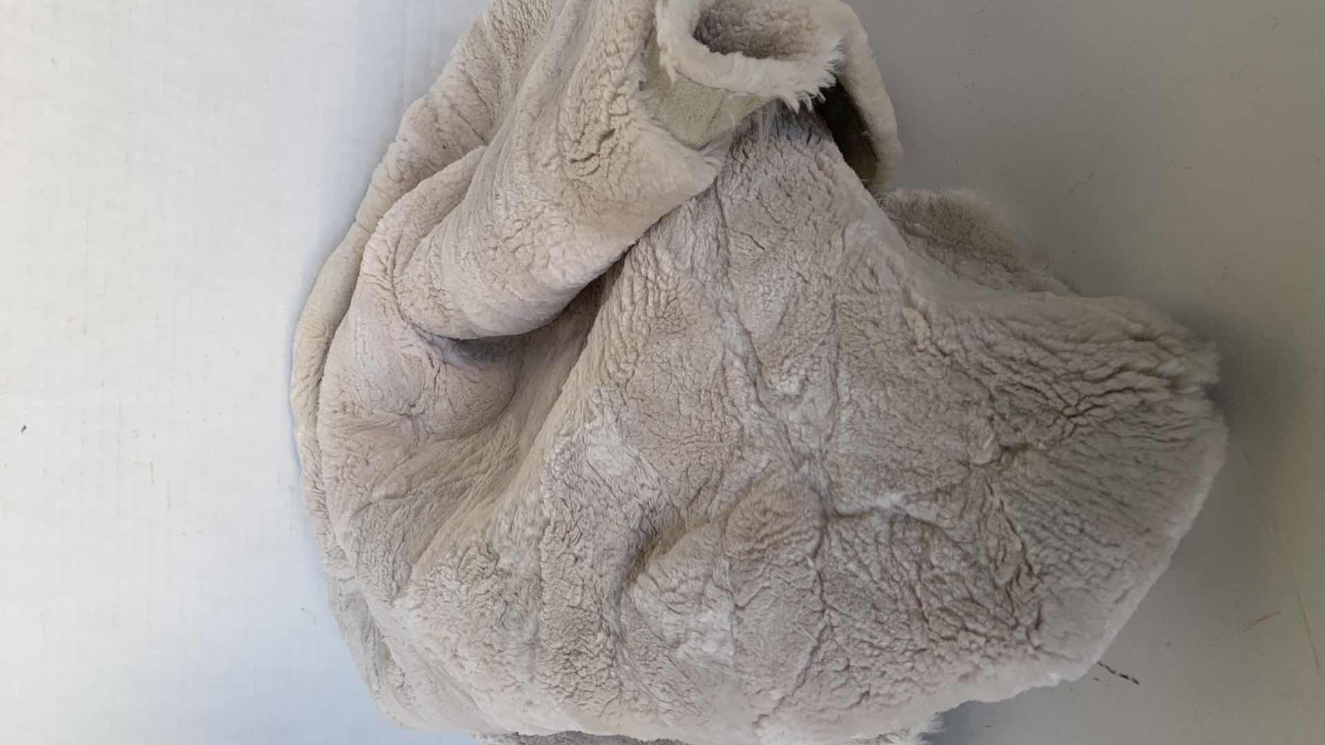 Photo 1 of SWATCH OF FUR 45” LONG