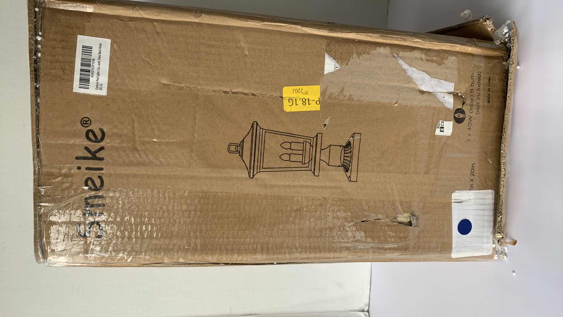 Photo 1 of SMEIKE LAMP POST LIGHT FIXTURE BLACK