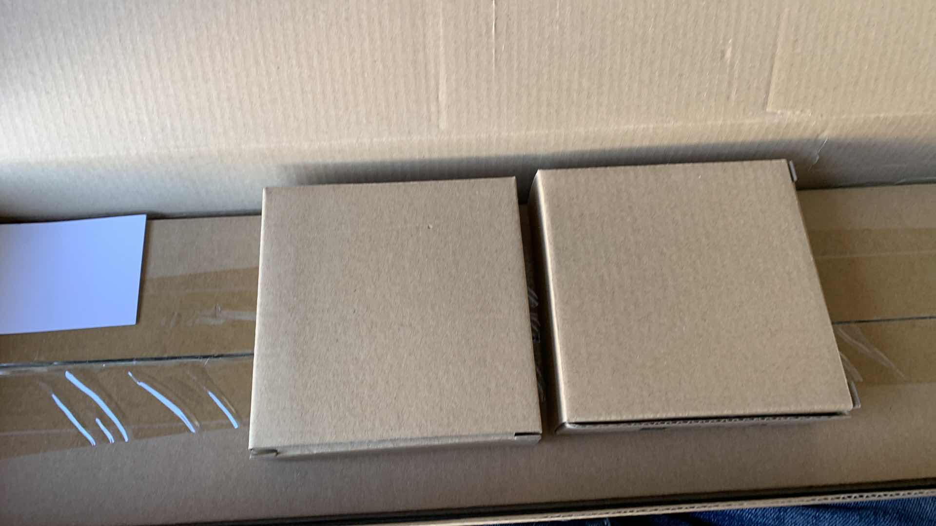 Photo 1 of KES GLASS WALL SHELF SET