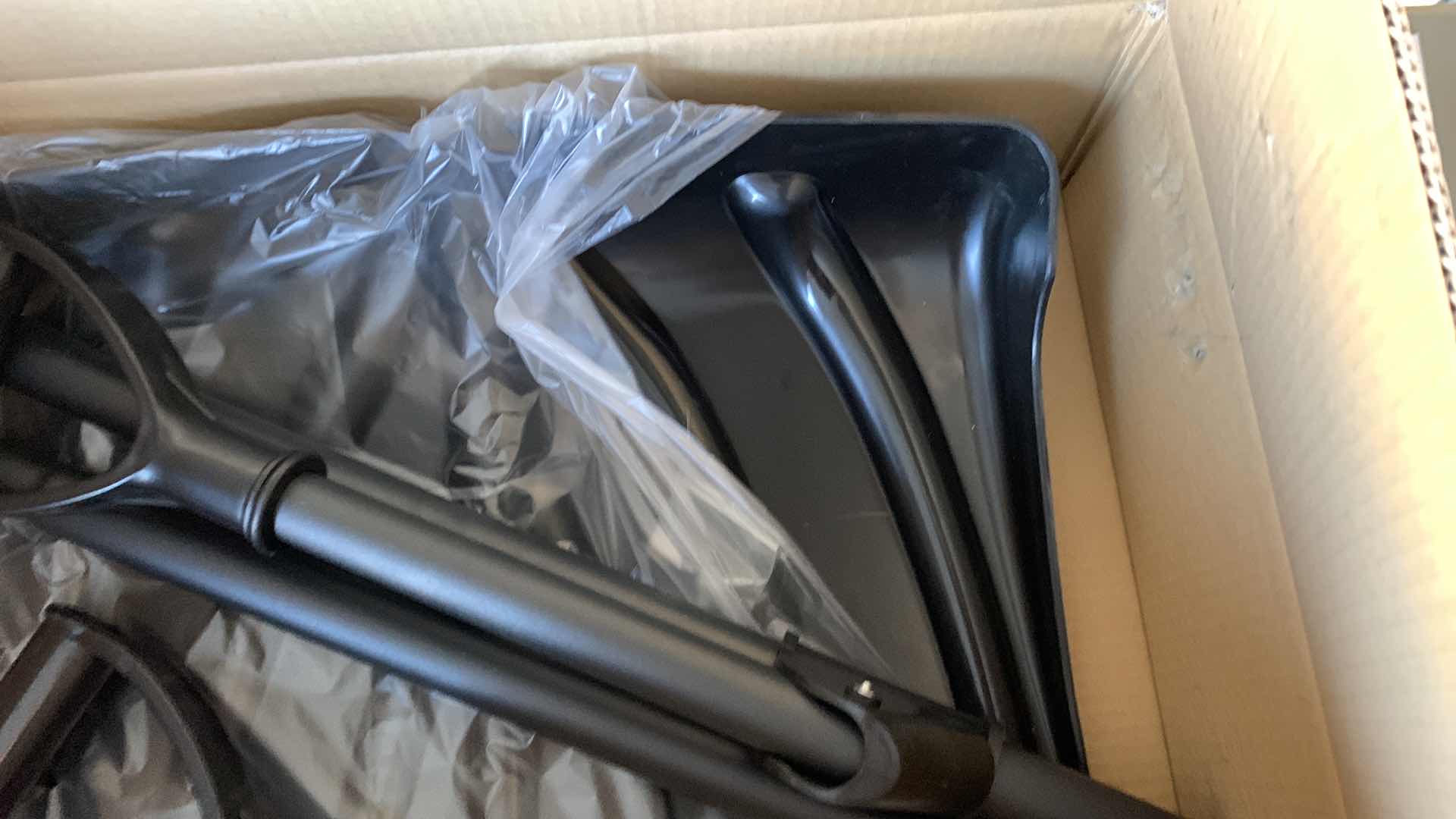 Photo 1 of COLLAPSIBLE SNOW SHOVEL