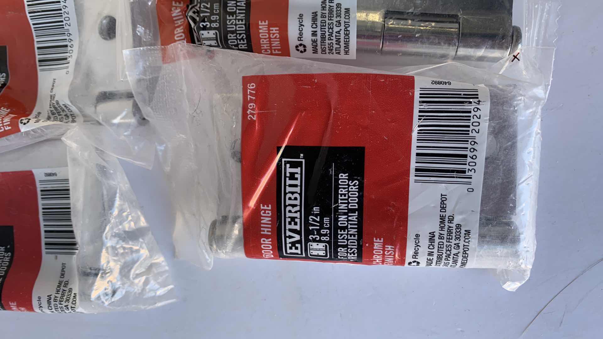 Photo 1 of SEVEN 3 1/2' EVERBUILT HINGES