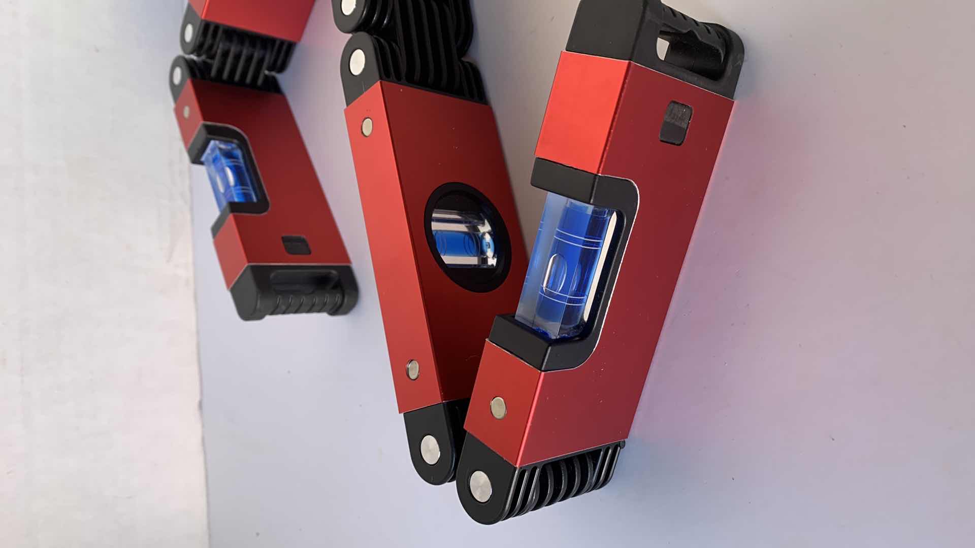 Photo 1 of SAKER ADJUSTABLE LEVEL