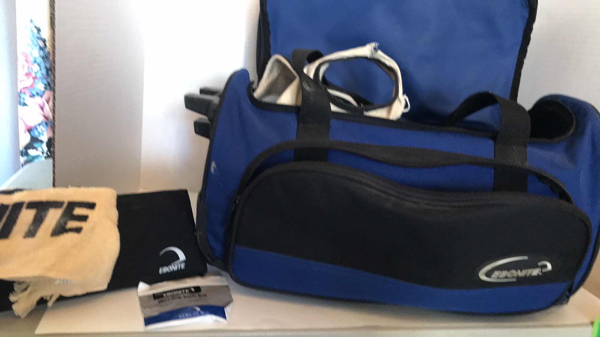 Photo 1 of MEN’S BOWLING BALL IN BAG WITH ACCESSORIES