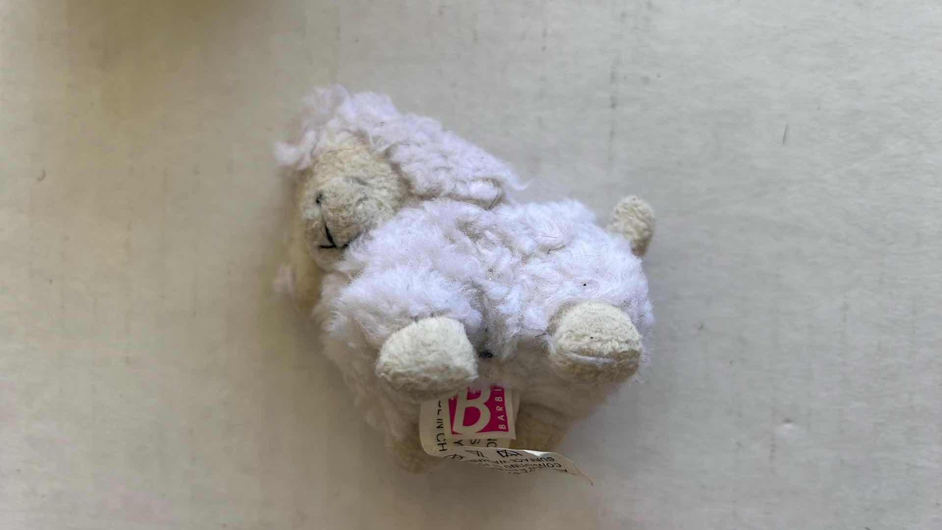 Photo 1 of BARBIE PETS  3”