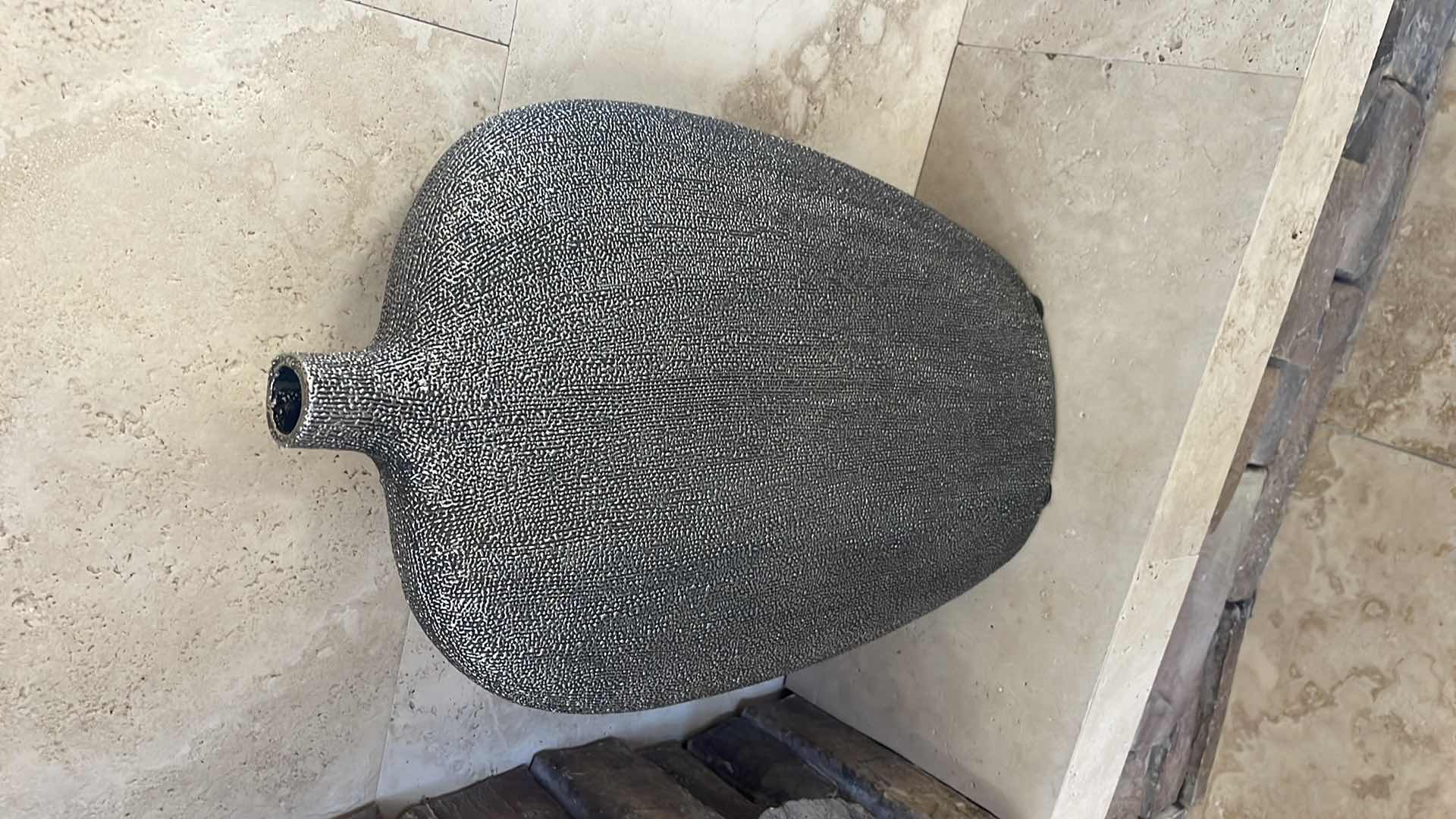 Photo 1 of SPARKLING SHINING VASE 12” X 5” H20”