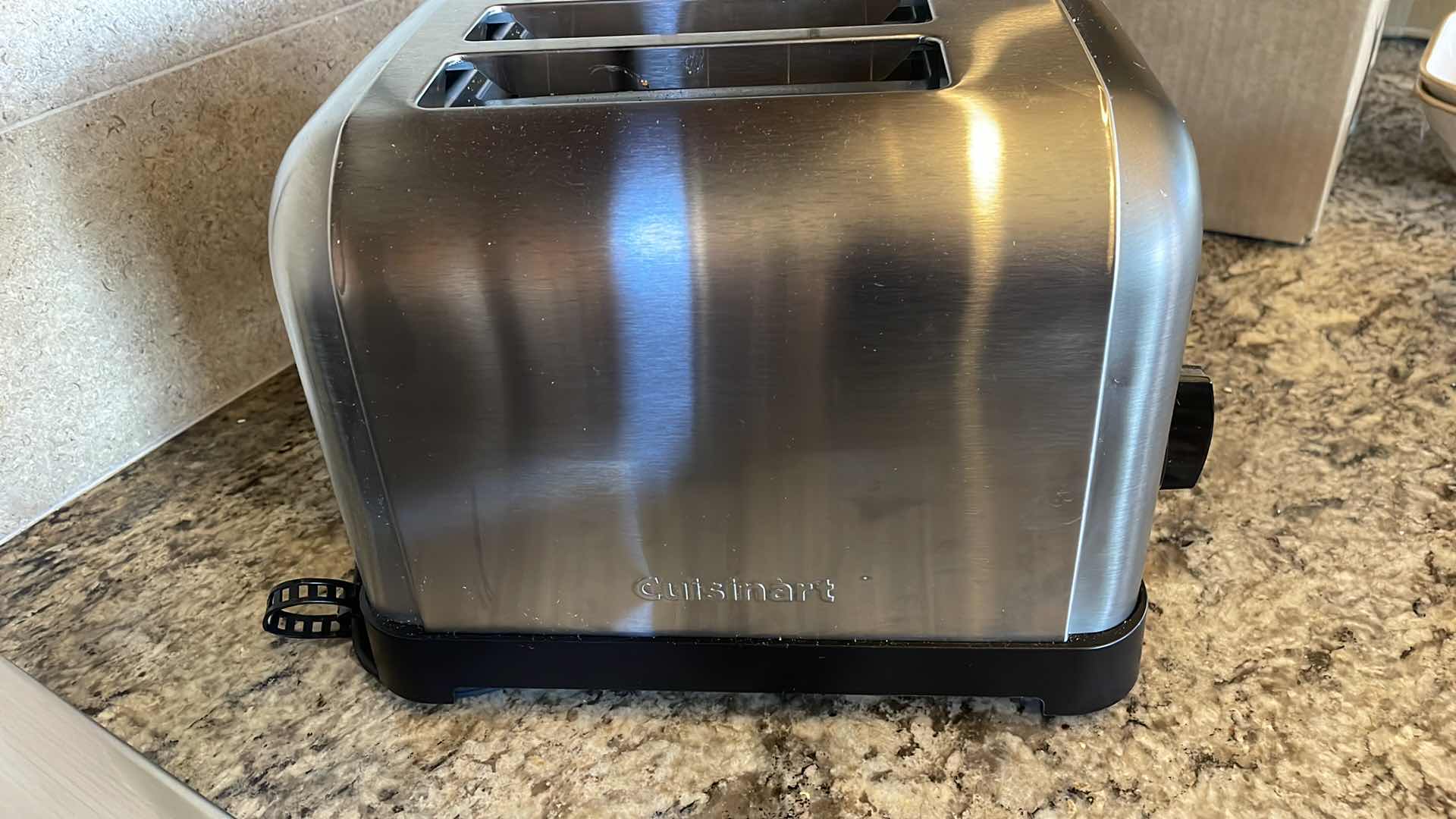 Photo 1 of CUISINART 4 SLICE TOASTER