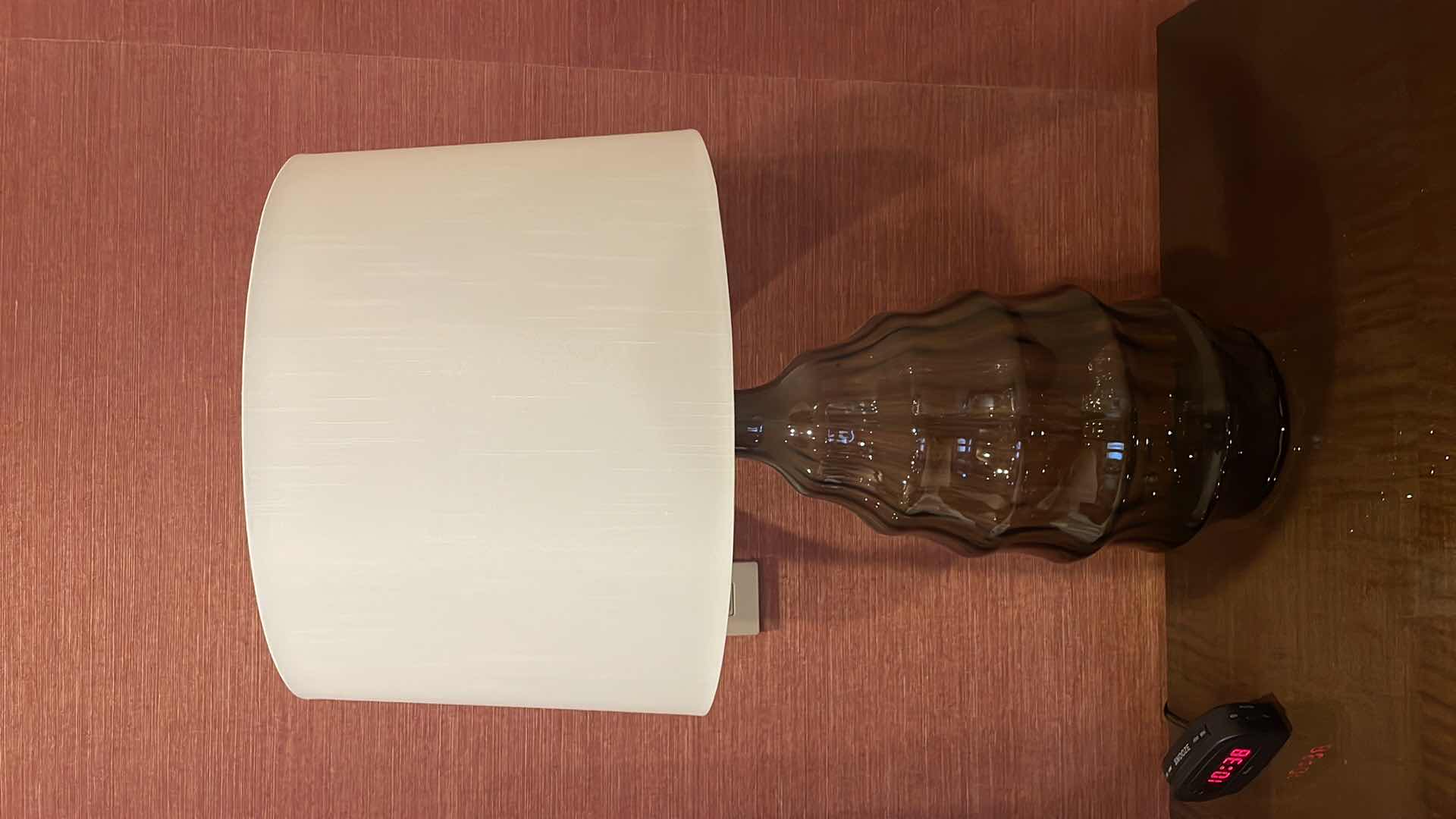 Photo 1 of CURREY AND COMPANY RIPPLE SINGLE LIGHT 32" TALL VASE STYLE TABLE LAMP WITH OFF WHITE SHANTUNG SHADE
MODEL:6000-0117 (2)