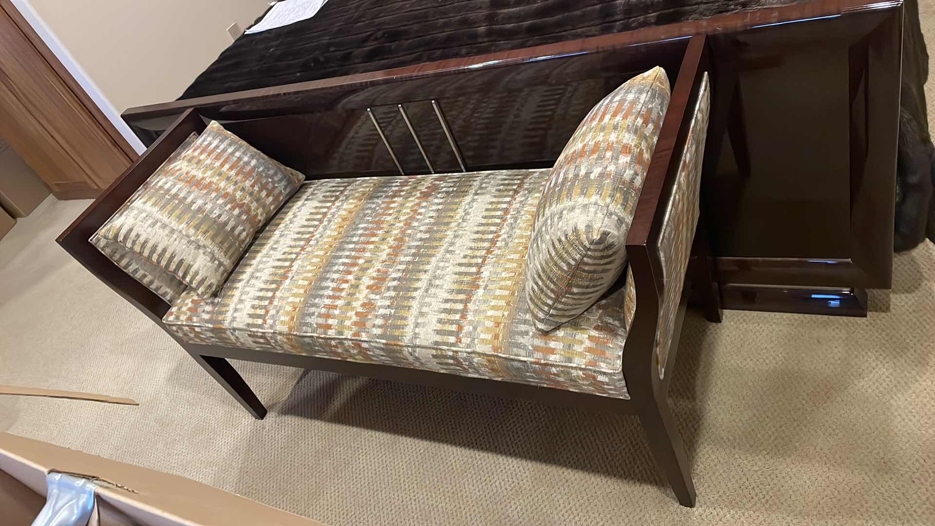Photo 1 of TAYLOR KING CONLEY BENCH MAHOGANY FINISHED WITH CUSTOM FABRIC & PILLOWS 2816-00