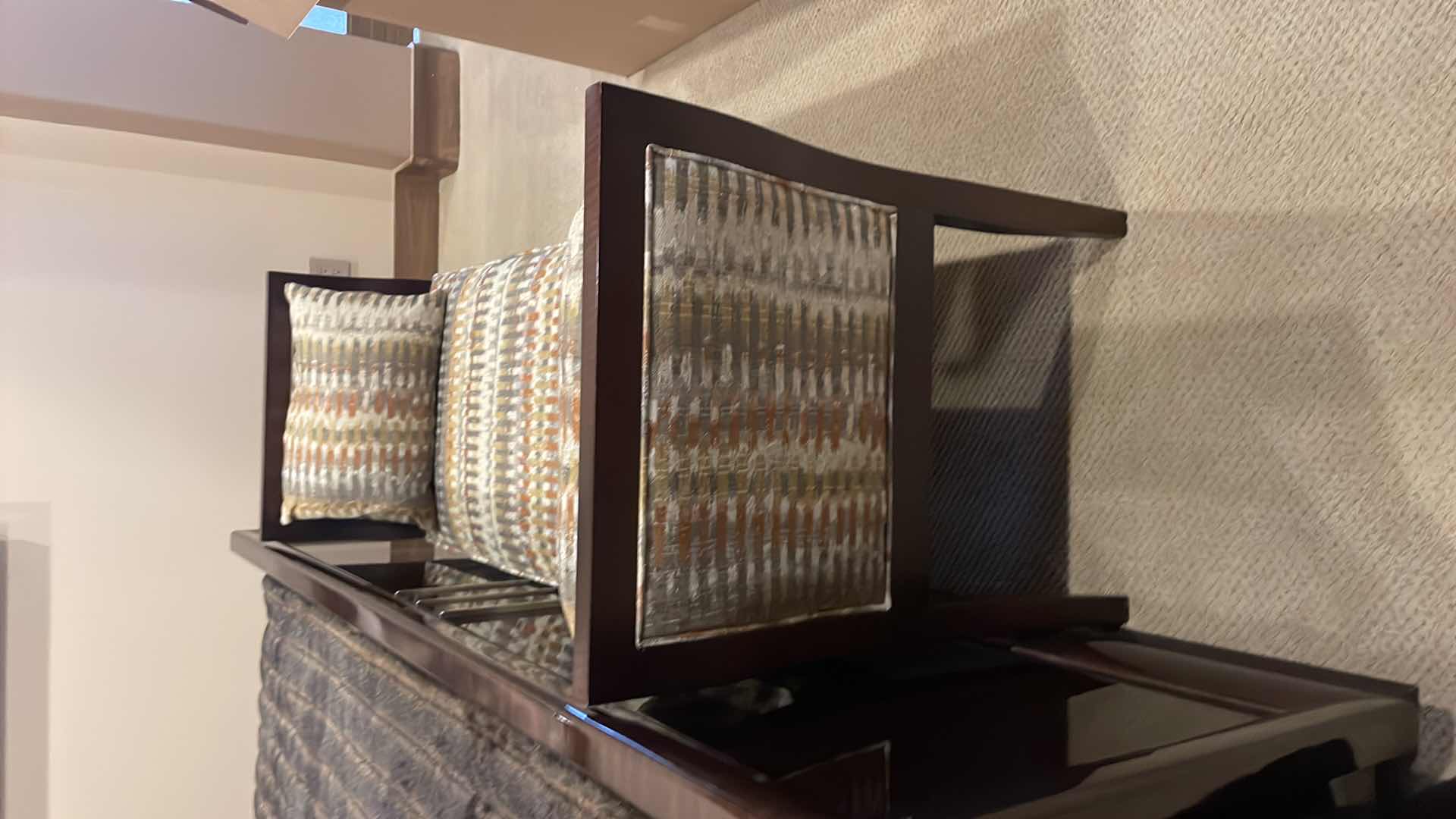 Photo 1 of TAYLOR KING CONLEY BENCH MAHOGANY FINISHED WITH CUSTOM FABRIC & PILLOWS 2816-00