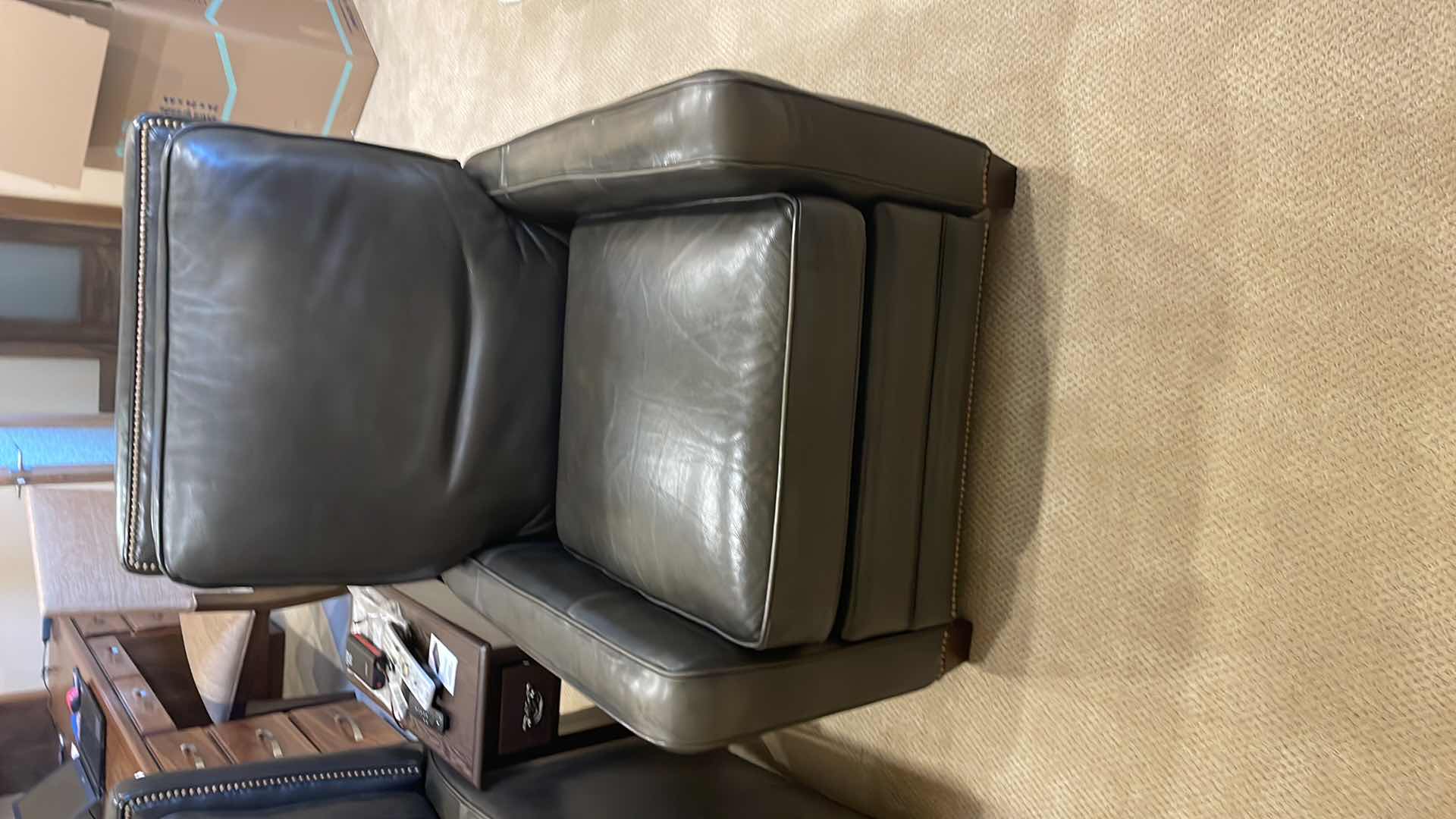 Photo 1 of TAYLOR KING ATTITUDE POWER LOUNGER LEATHER CALDWELL GRAPHITE WITH BATTERY