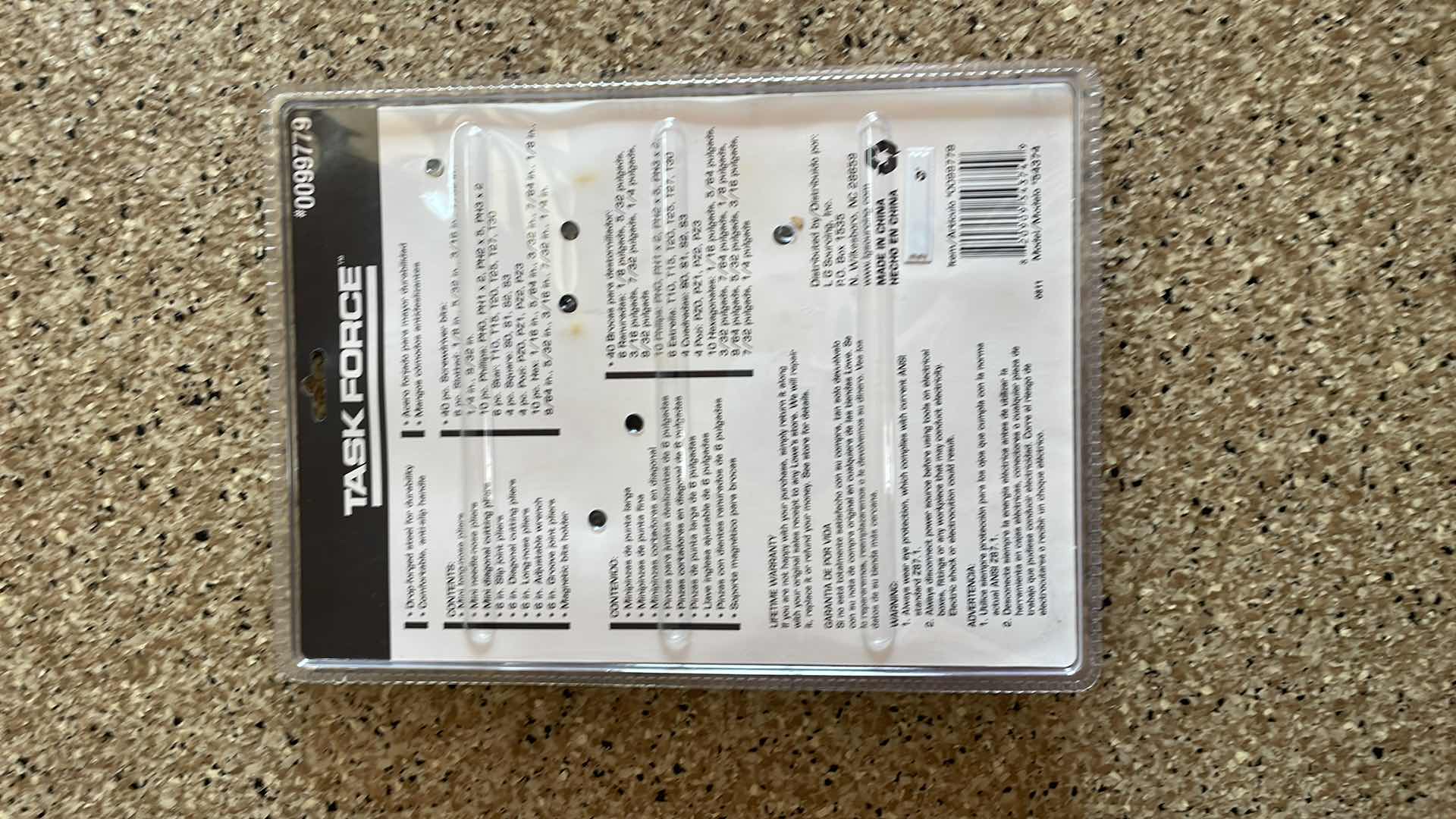 Photo 1 of TASKFORCE 49 PC PLIERS AND SCREWDRIVER SET