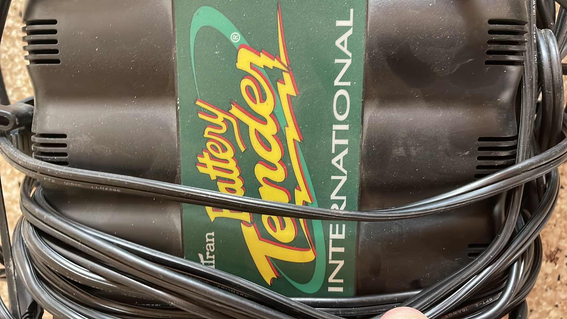 Photo 1 of DELTRAN BATTERY TENDER