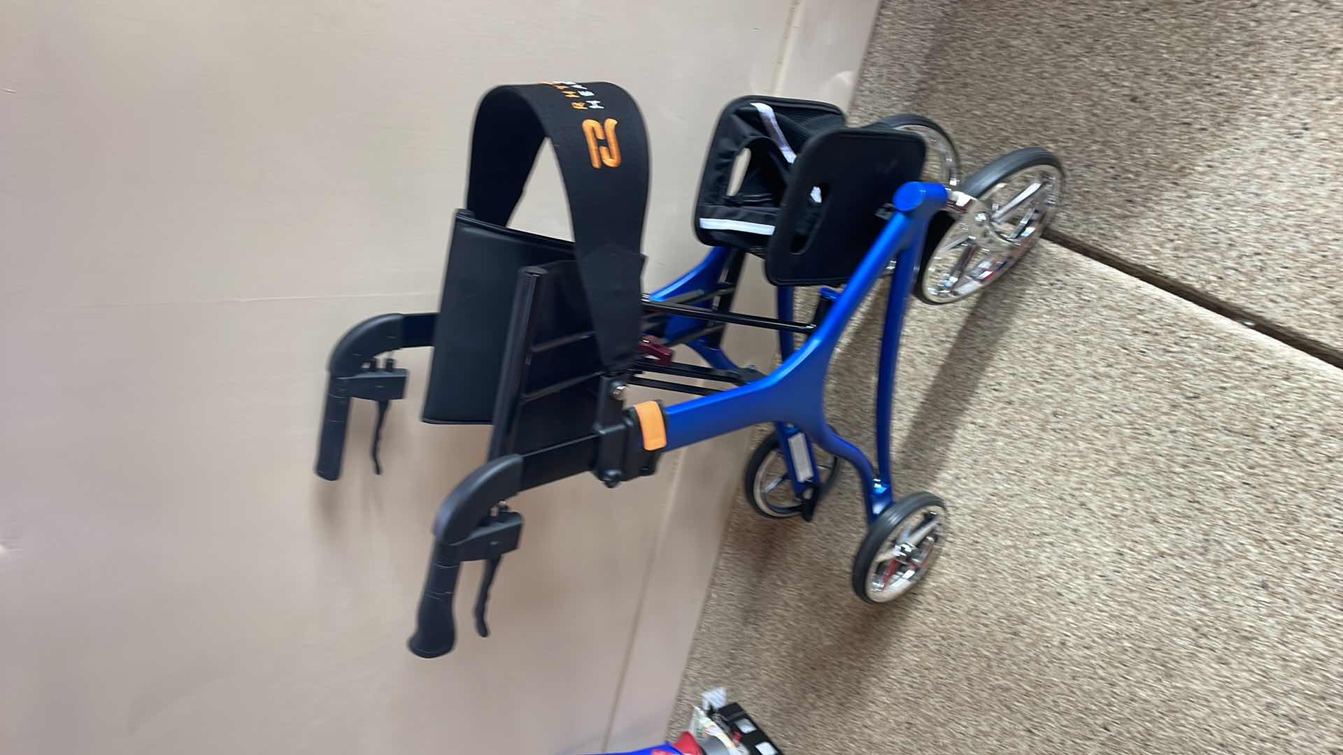 Photo 1 of RHYTHM HEALTHCARE MOBILITY AIDS CRESCENDO ROLLING WALKER ROLLATOR BLUE 925MB