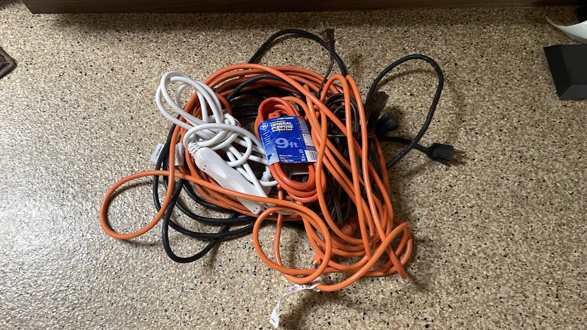 Photo 1 of ELECTRICAL CORD LOT