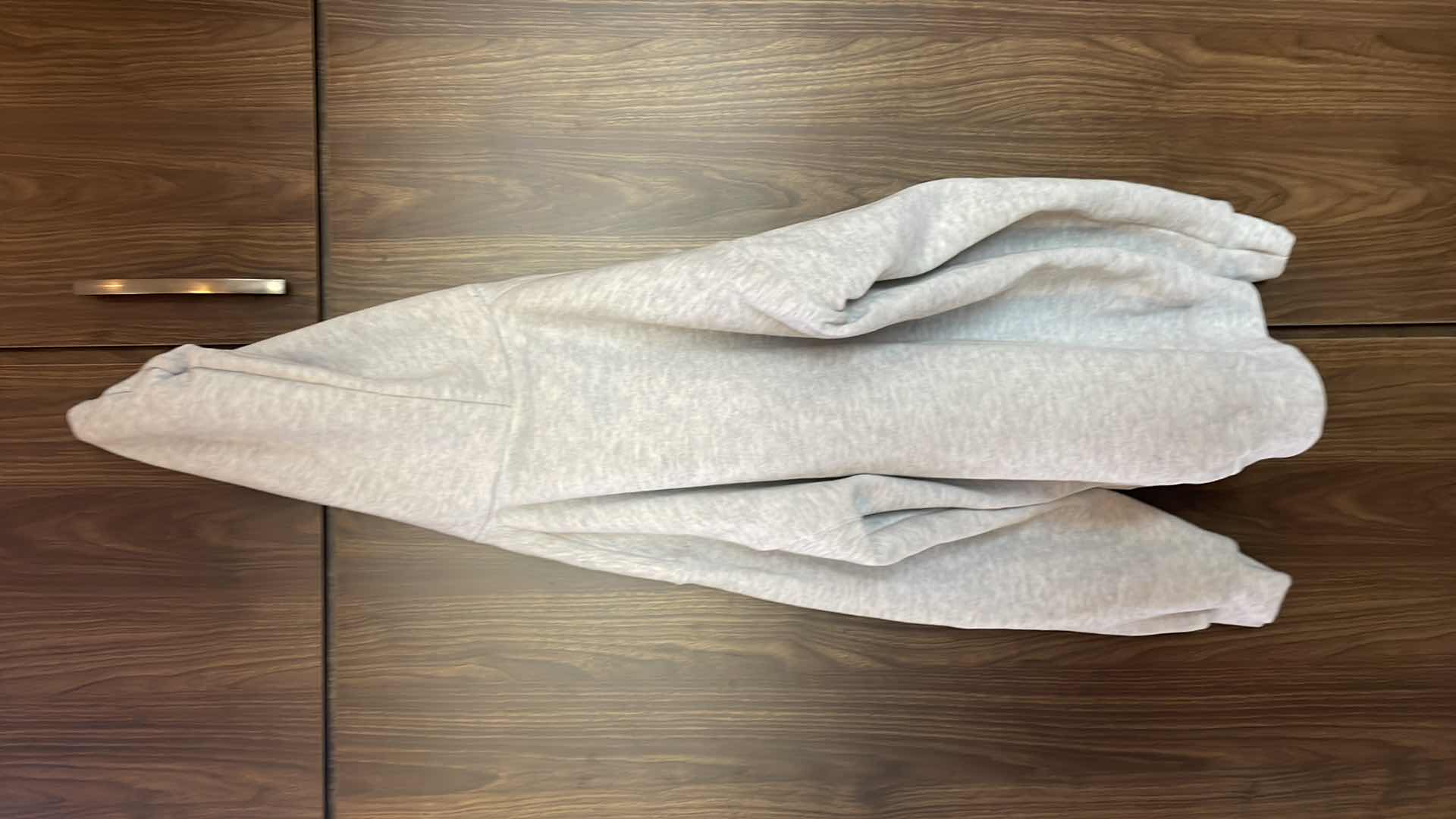 Photo 1 of MINNESOTA HOODIE SIZE LARGE