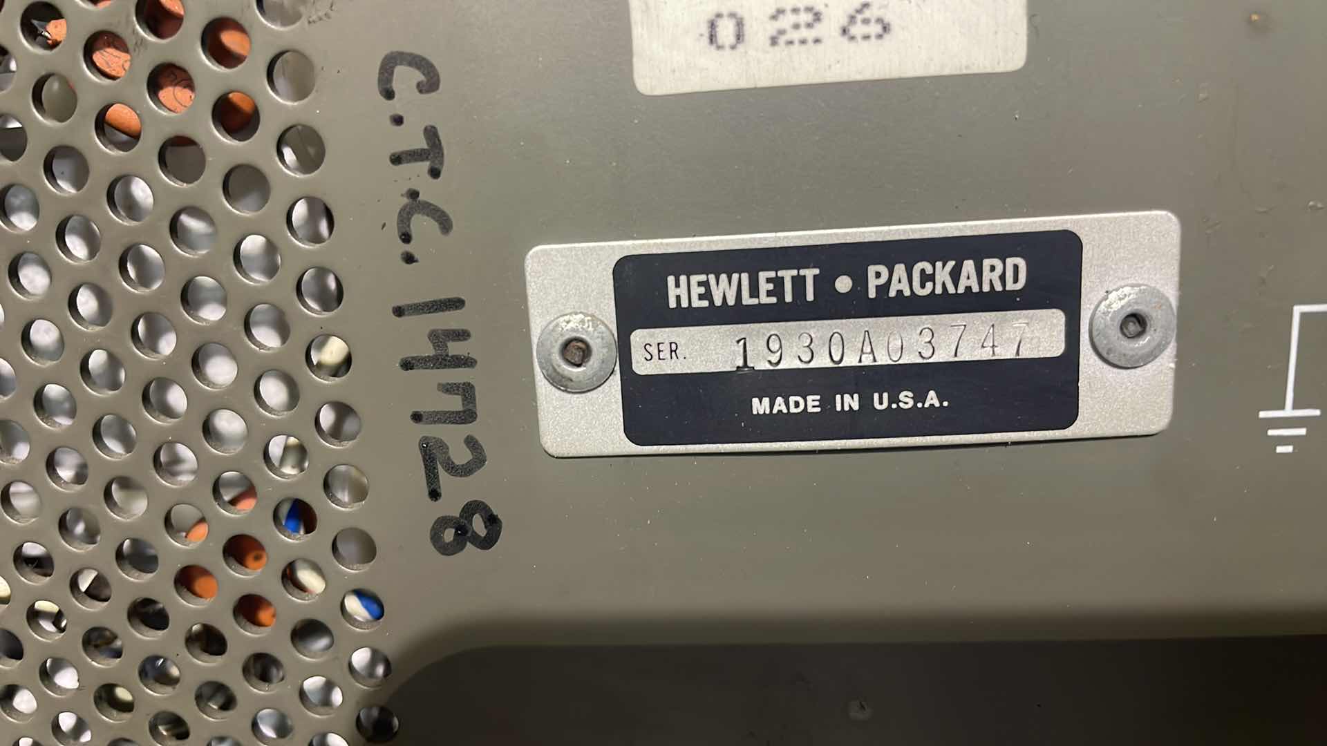 Photo 1 of HP 6268B DC POWER SUPPLY