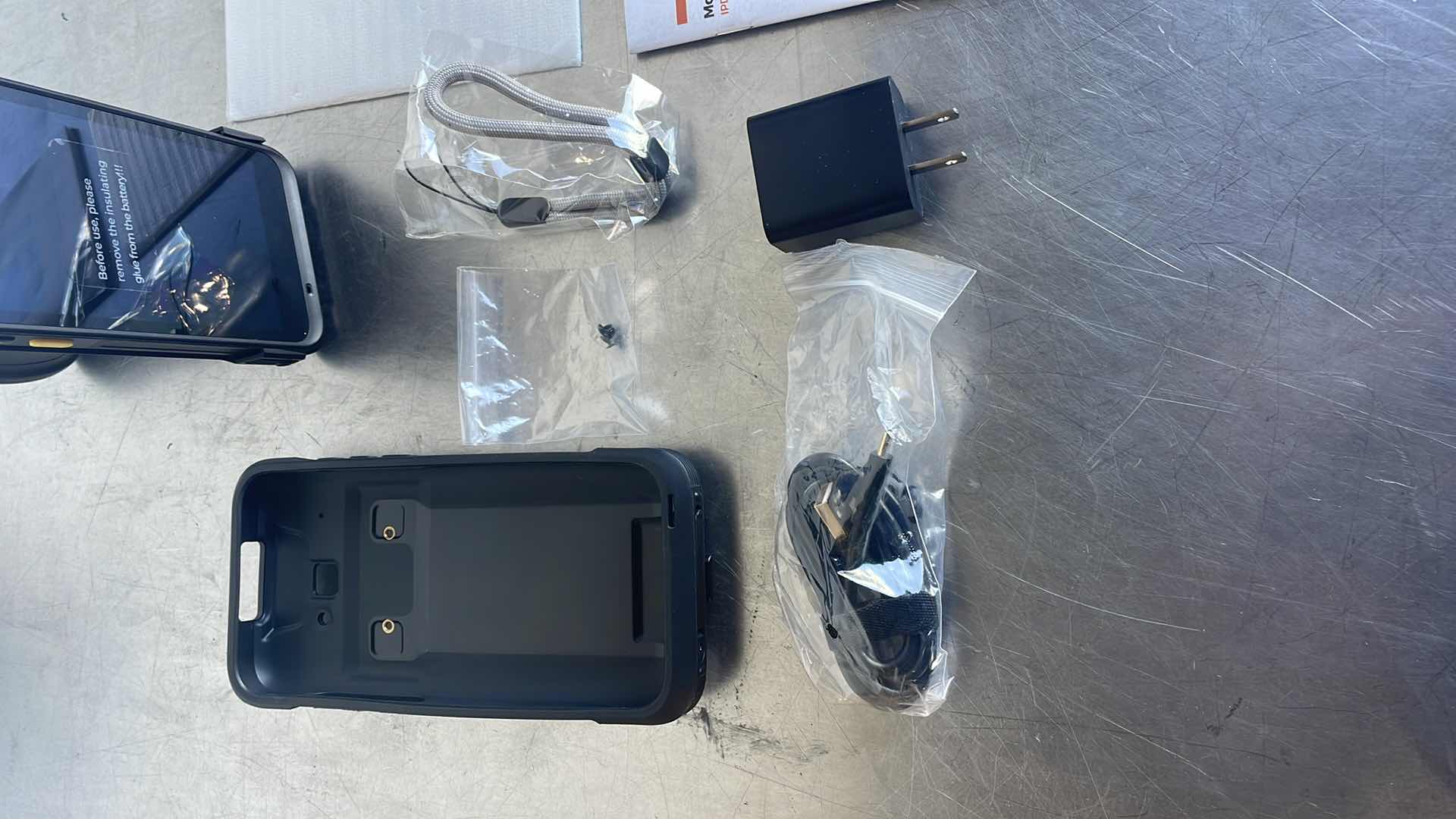 Photo 1 of MUNBYN IPDA086 2022 ANDROID BARCODE SCANNER W/ PISTOL GRIP