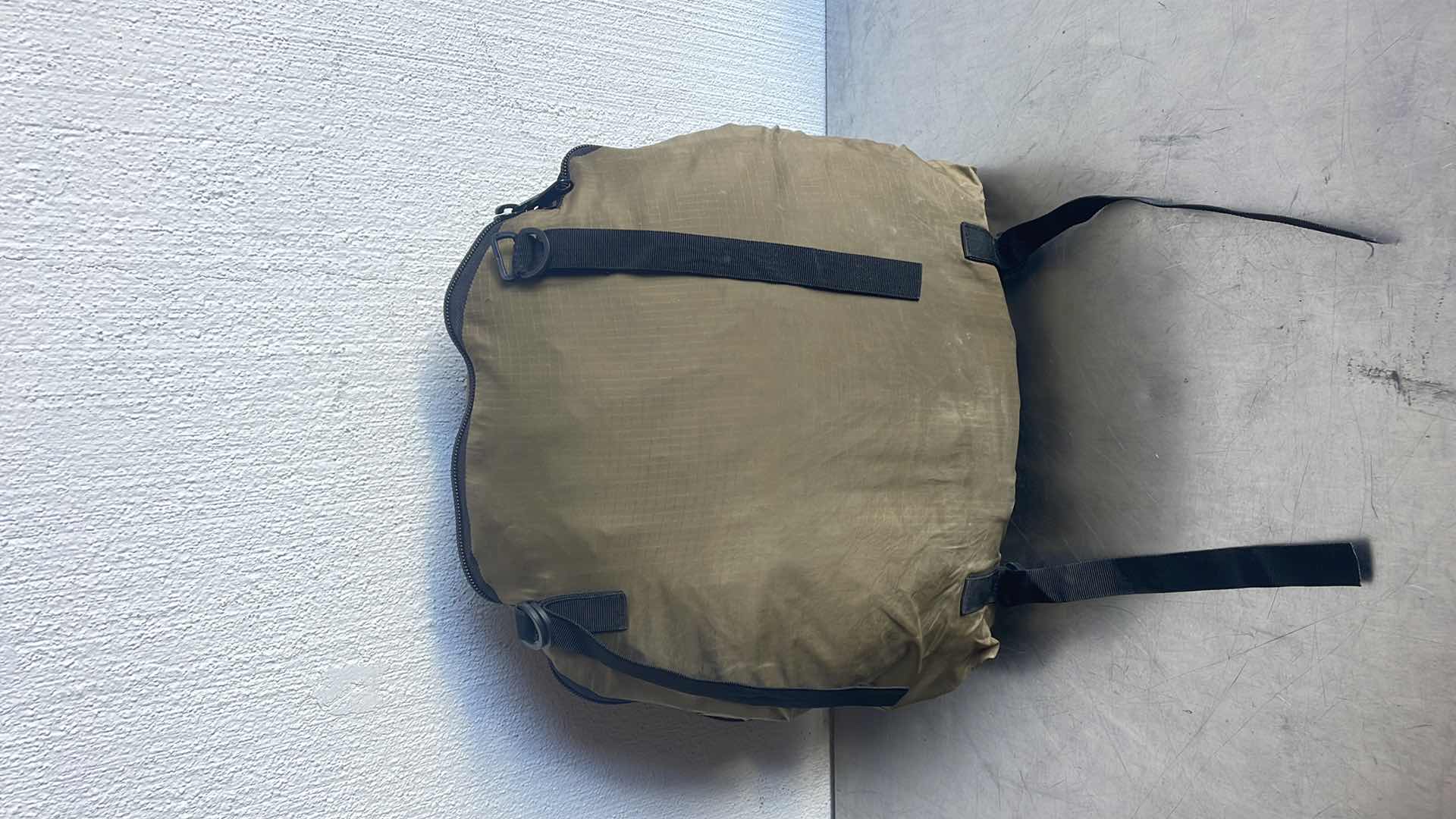 Photo 1 of USGI POP UP BEDNET COYOTE BROWN USMC SELF-SUPPORTING