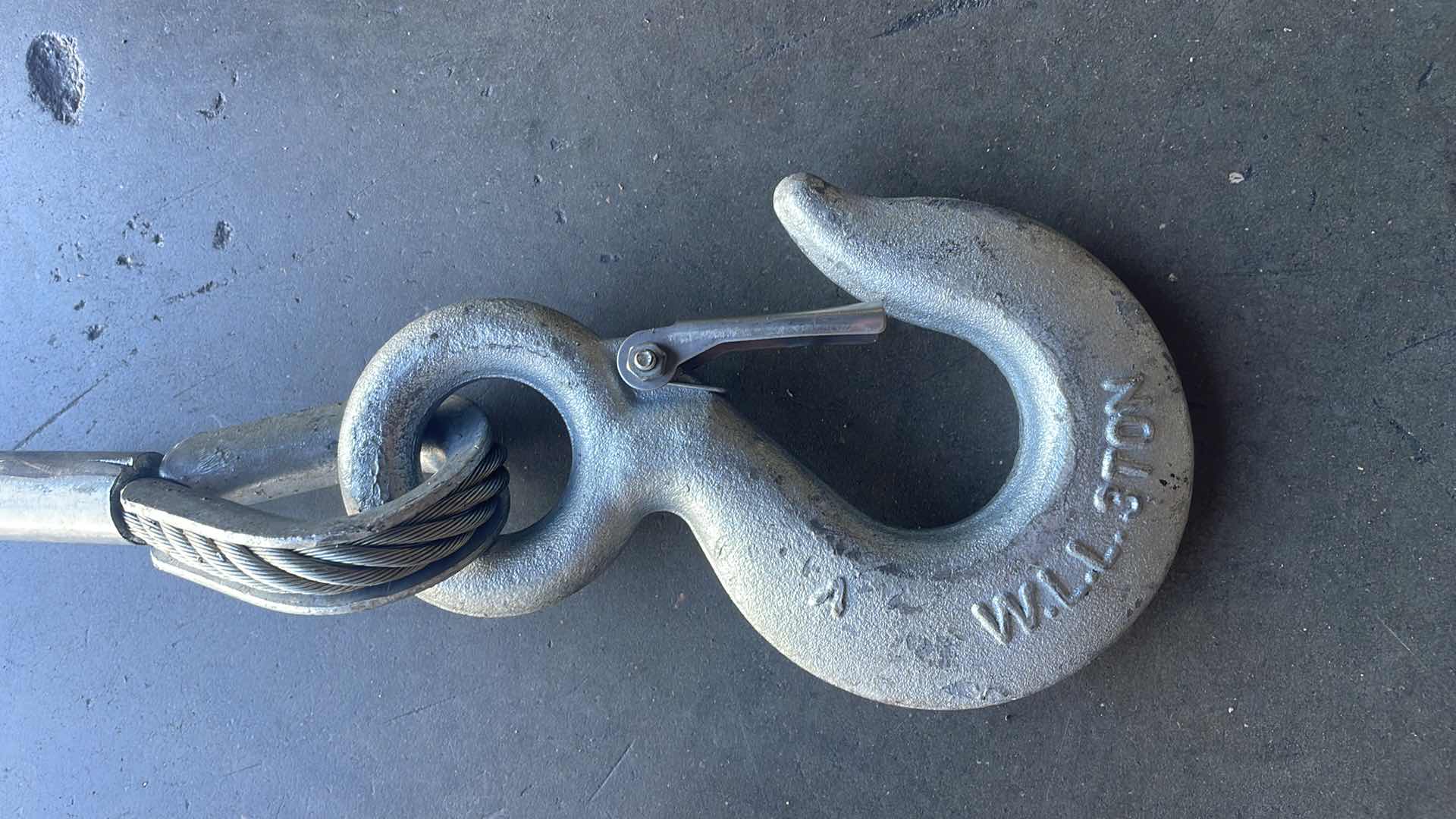 Photo 1 of 5’ WIRE ROPE SLING WITH 3T WLL AND 3/4” TURNBUCKLES (2)