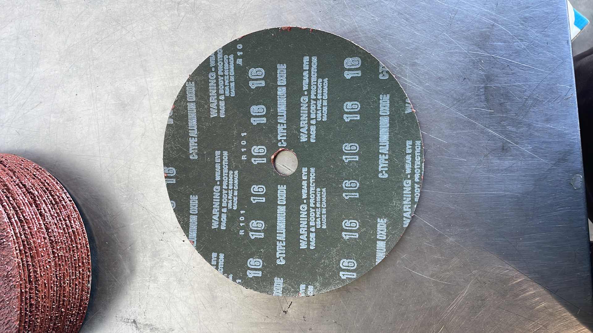 Photo 1 of TYPE C 16 GRIT ALUMINUM OXIDE 9” RESIN FIBRE DISCS (22)