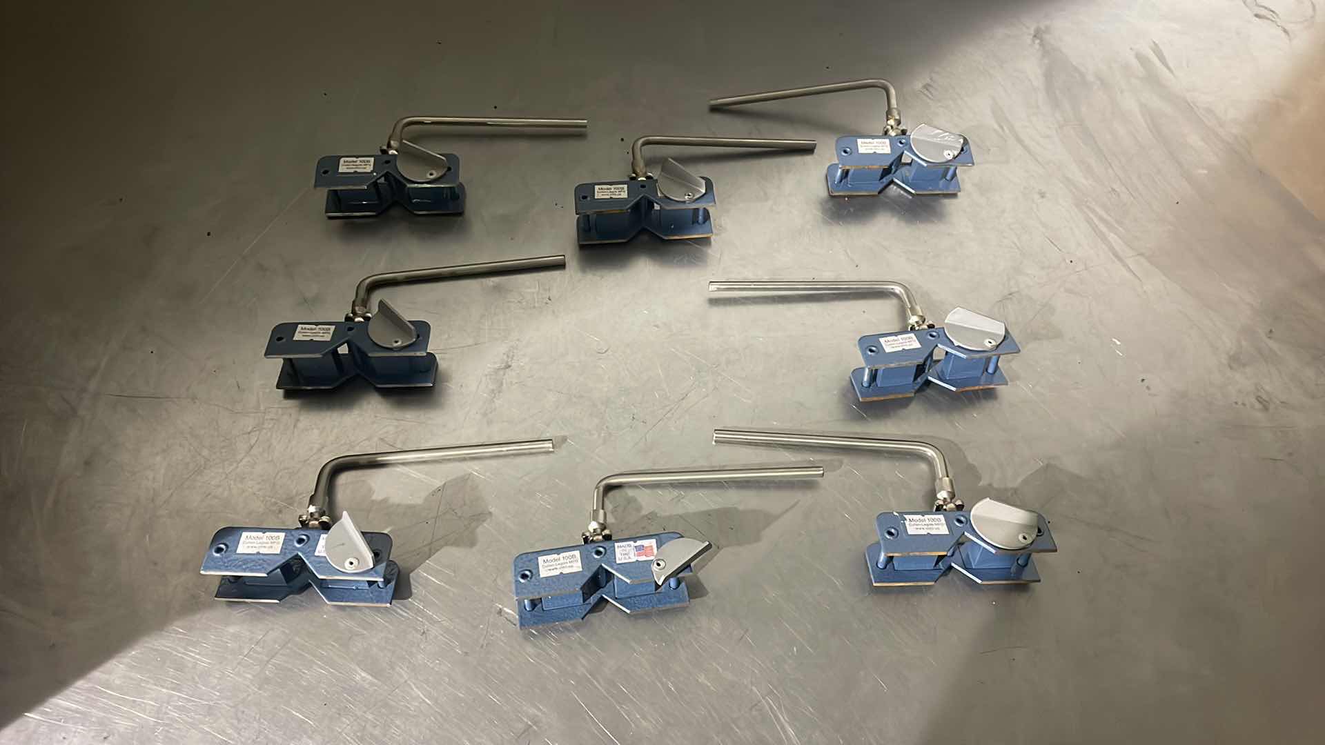 Photo 1 of CULLEN-LEGOIS 100B MAGNETIC
DIAL INDICATOR HOLDER W/SS MOUNTING
ROD (8)