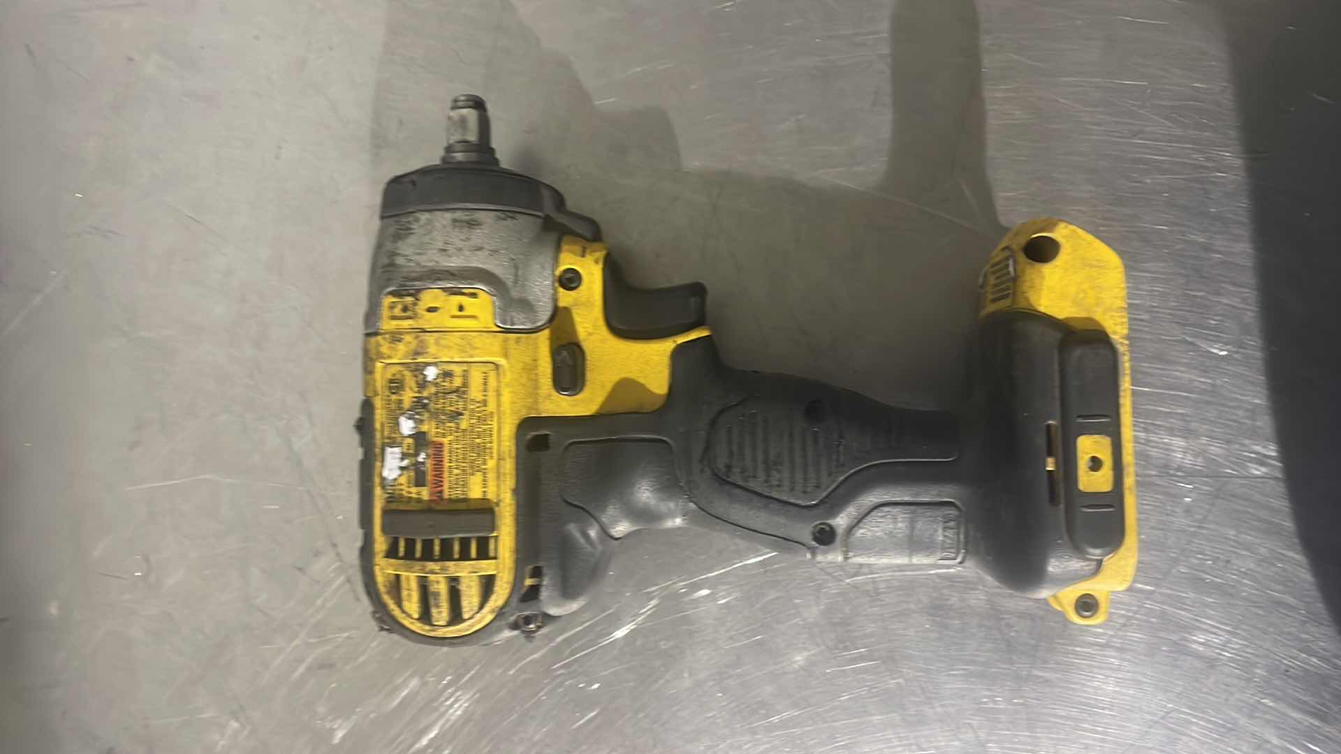 Photo 1 of DEWALT 20v 3/8” DRIVE IMPACT