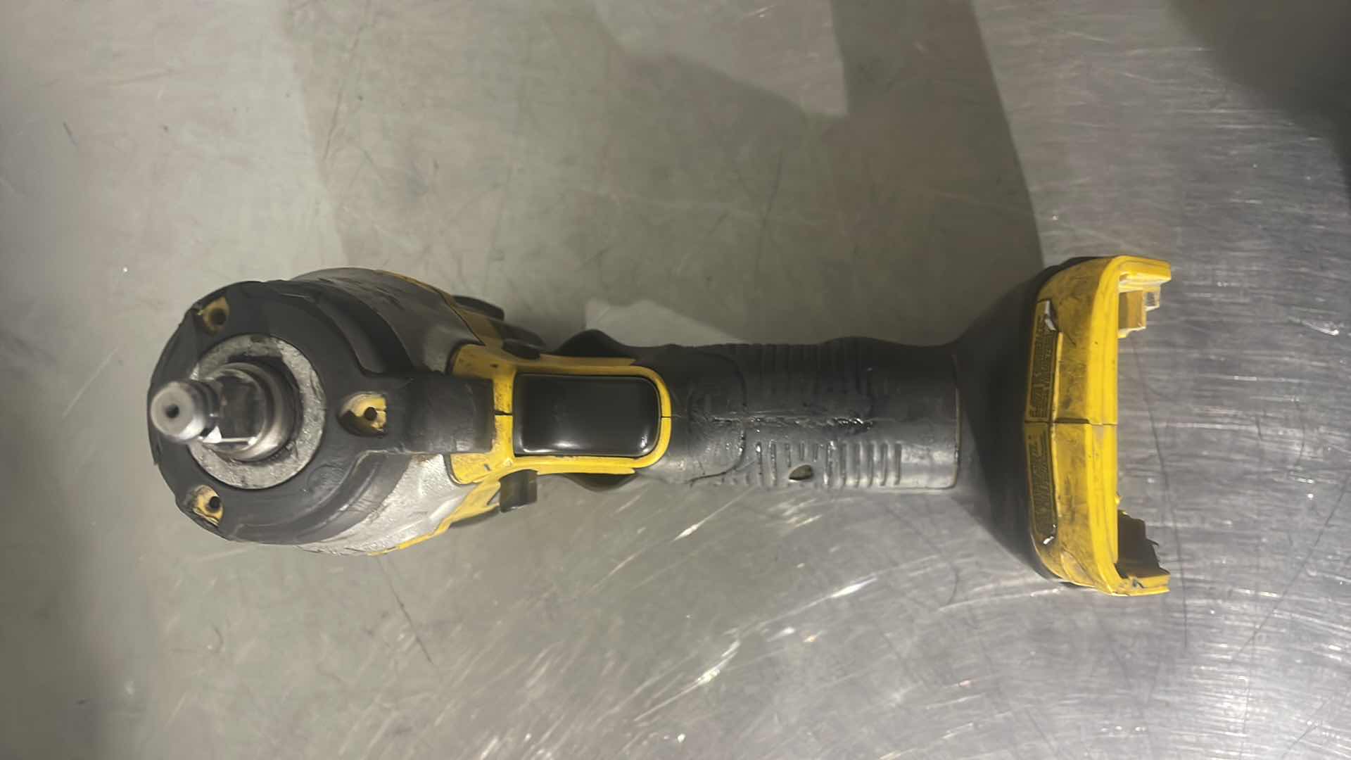 Photo 1 of DEWALT 20v 3/8” DRIVE IMPACT