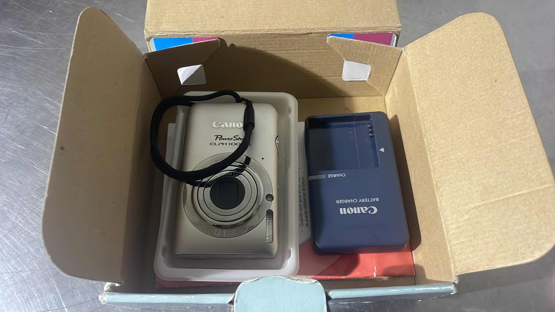 Photo 1 of CANON POWER SHOT ELPH100HS