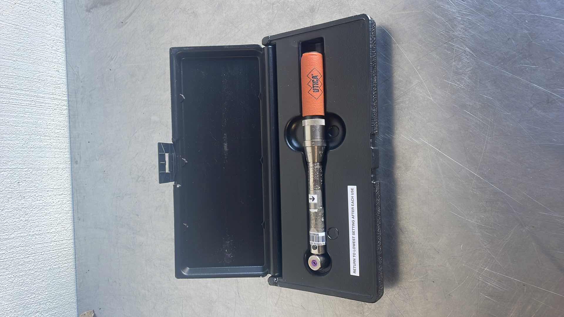 Photo 1 of UTICA TCI-150RA TORQUE WRENCH, RATCHET HEAD, 1/4"