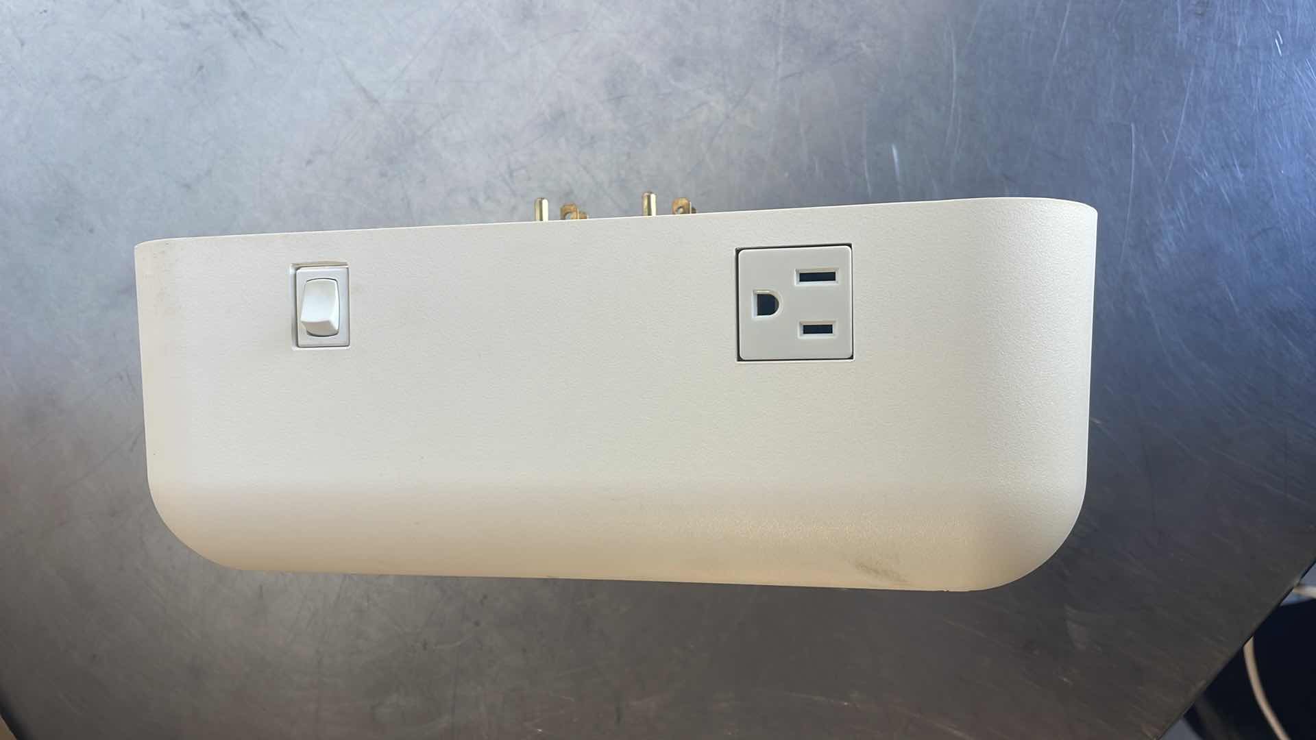 Photo 1 of CIMR 500 HI TECH AIR PURIFICATION