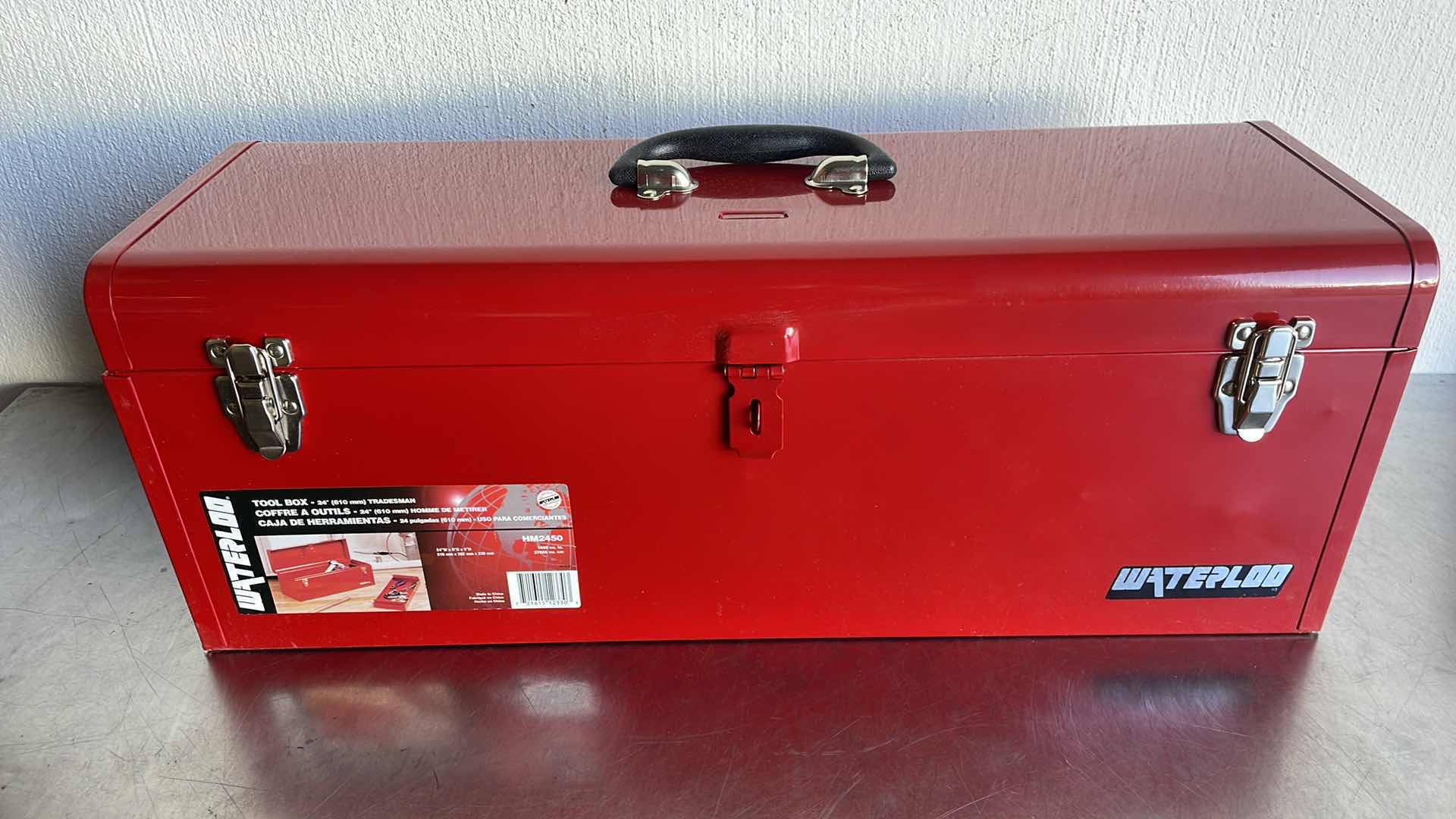 Photo 1 of WATERLOO HM2450 24” X 8” X 9” TOOLBOX WITH 81AE023 PIPE THREADING SET