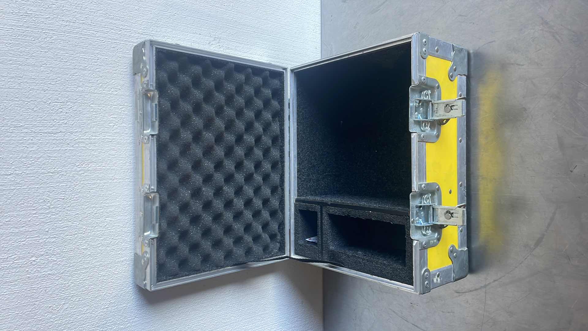 Photo 1 of MOVIECAM SYNCO BOX 16” x 12” H9”