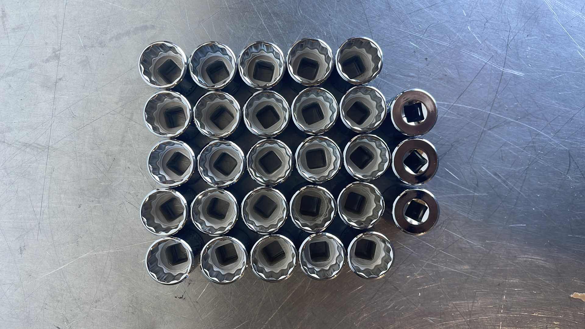 Photo 1 of BLACKHAWK 1/4” 12 POINT 13MM  SOCKETS USA (28)