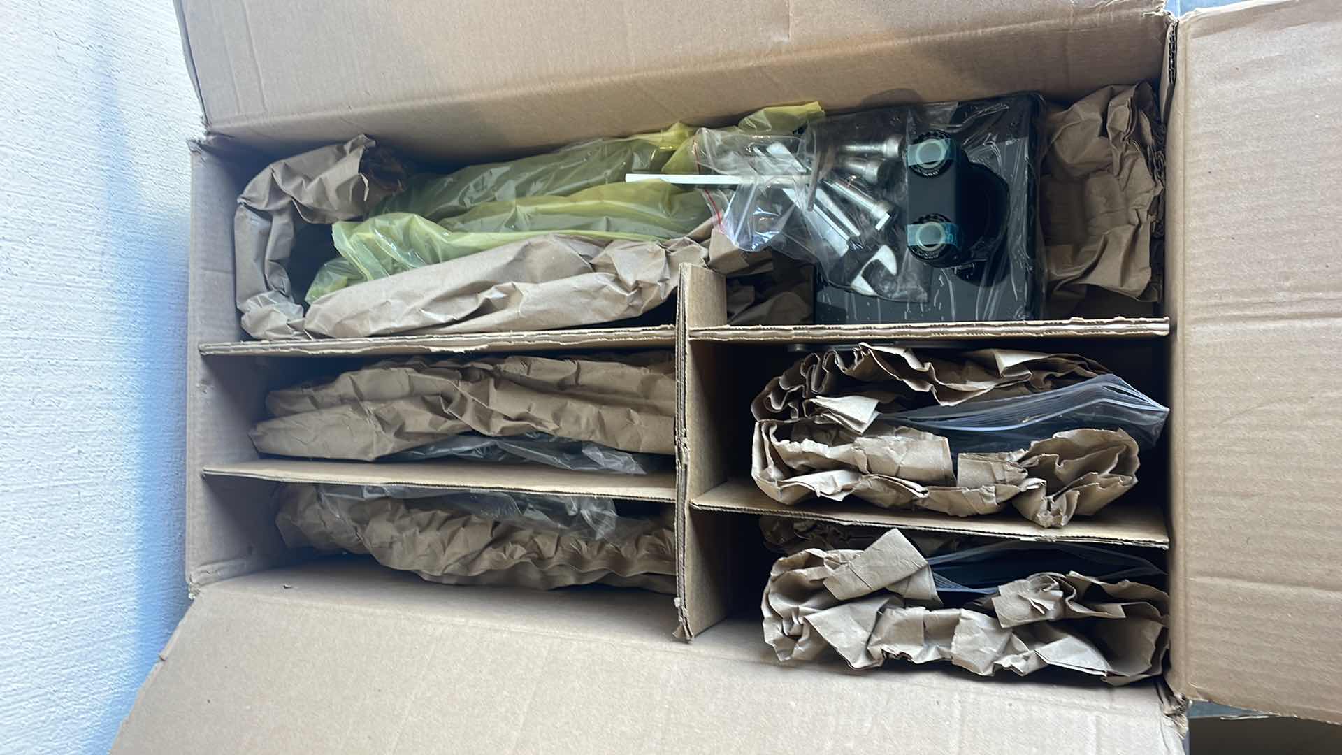 Photo 1 of HUMANSCALE DESK MOUNT FOR MONITORS