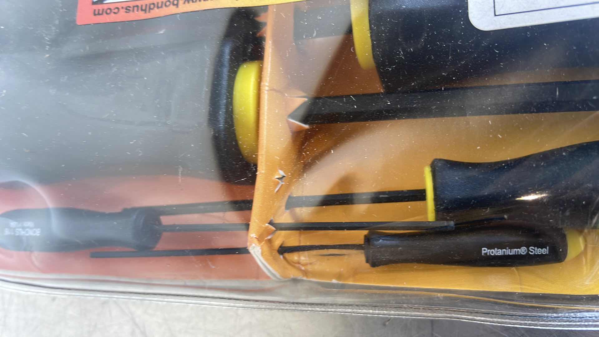 Photo 1 of BONDHUS SET 13 BALL END SCREWDRIVERS 10637