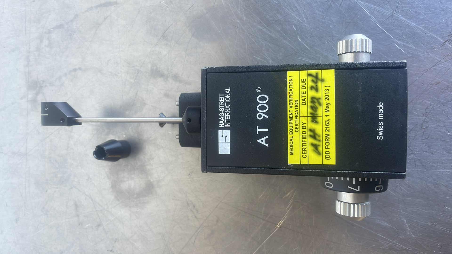 Photo 1 of APPLANATION TONOMETER AT 900 MODEL BQ