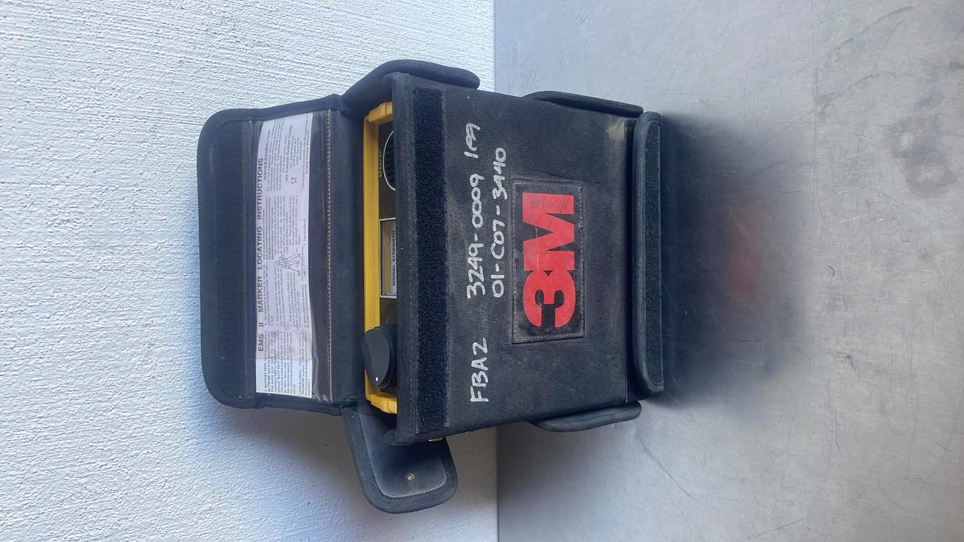 Photo 1 of EMS II MARKER LOCATOR
PATH TRACING RECEIVER