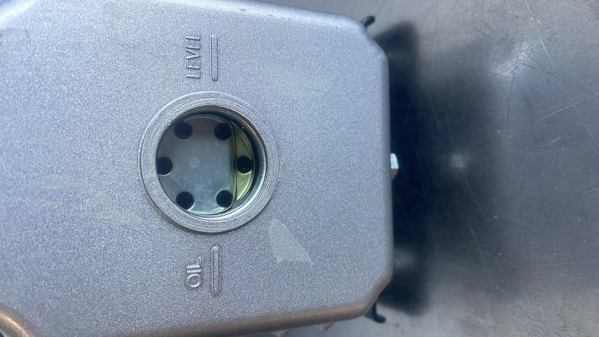 Photo 6 of ROTARY VACUUM PUMP MODEL VP5.0