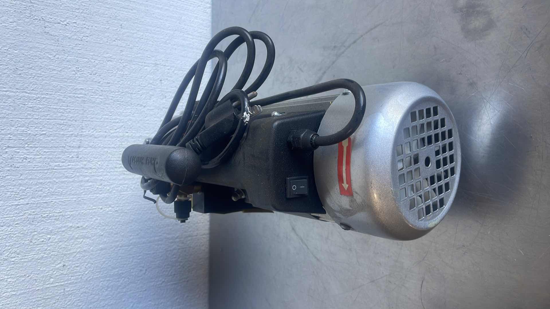 Photo 3 of ROTARY VACUUM PUMP MODEL VP5.0